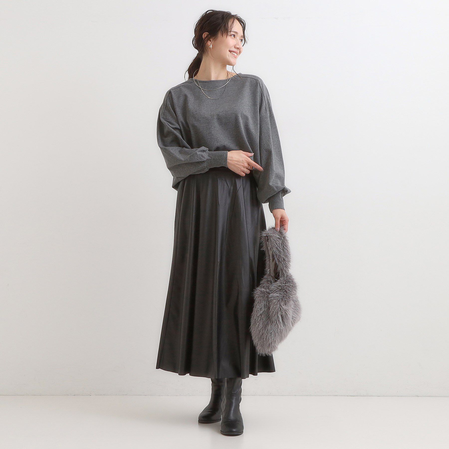 SHOO･LA･RUE「大人の抜け感 1枚で決まる ゆるロンT」|Tシャツ・カットソー|