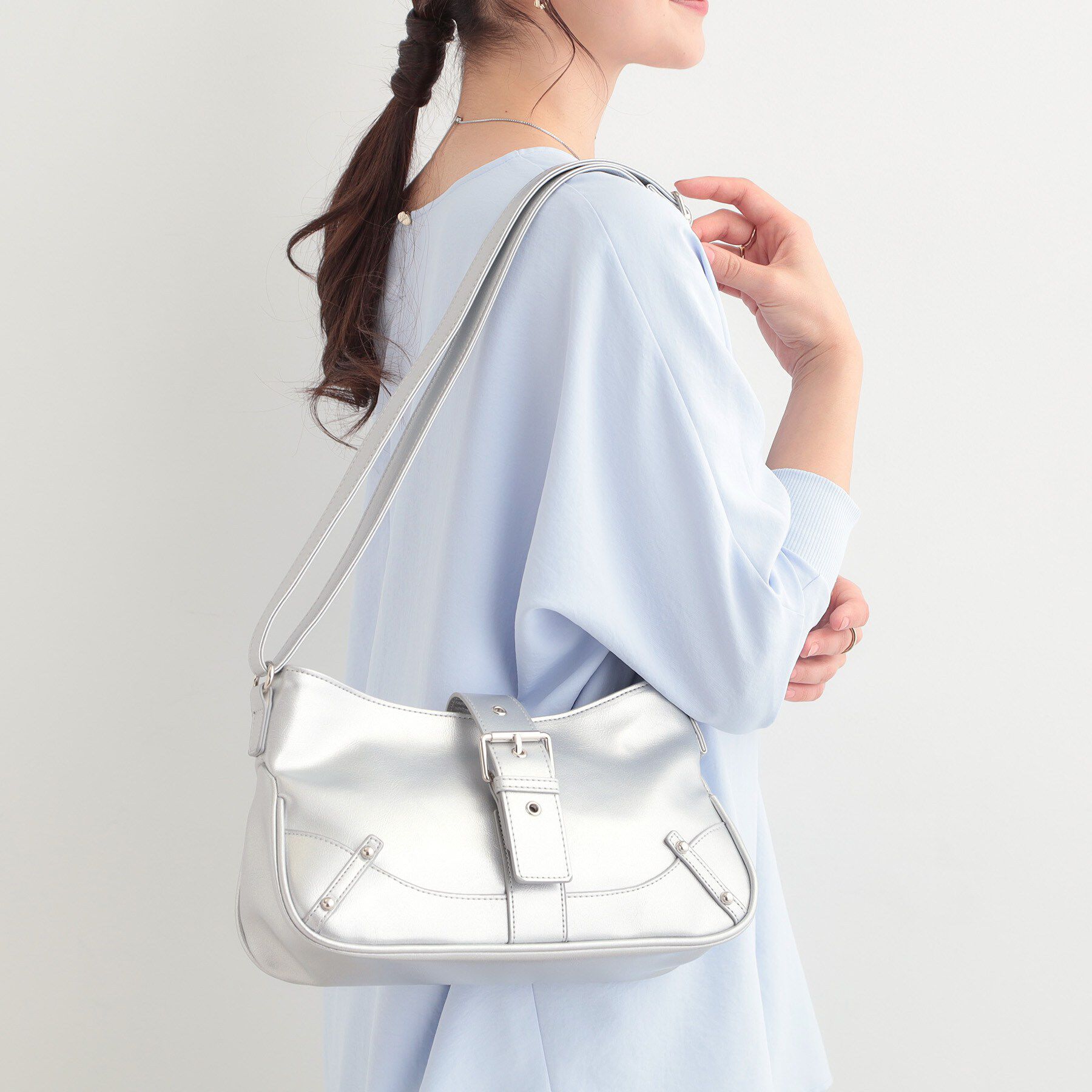 SHOO･LA･RUE「ベルトデザインショルダーバッグ」|ショルダー・メッセンジャー|