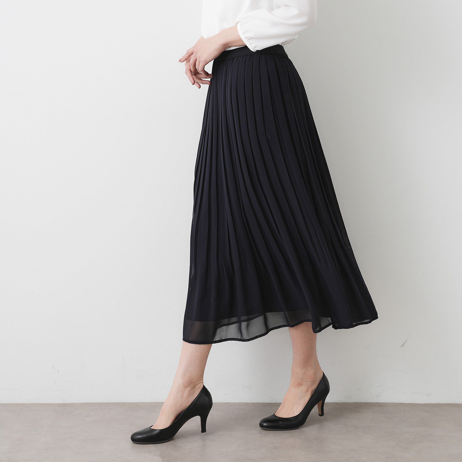 Dessin「【入卒/セレモニー/ウエストゴム/洗える】シフォンプリーツスカート」|スカート|ネイビー(094)