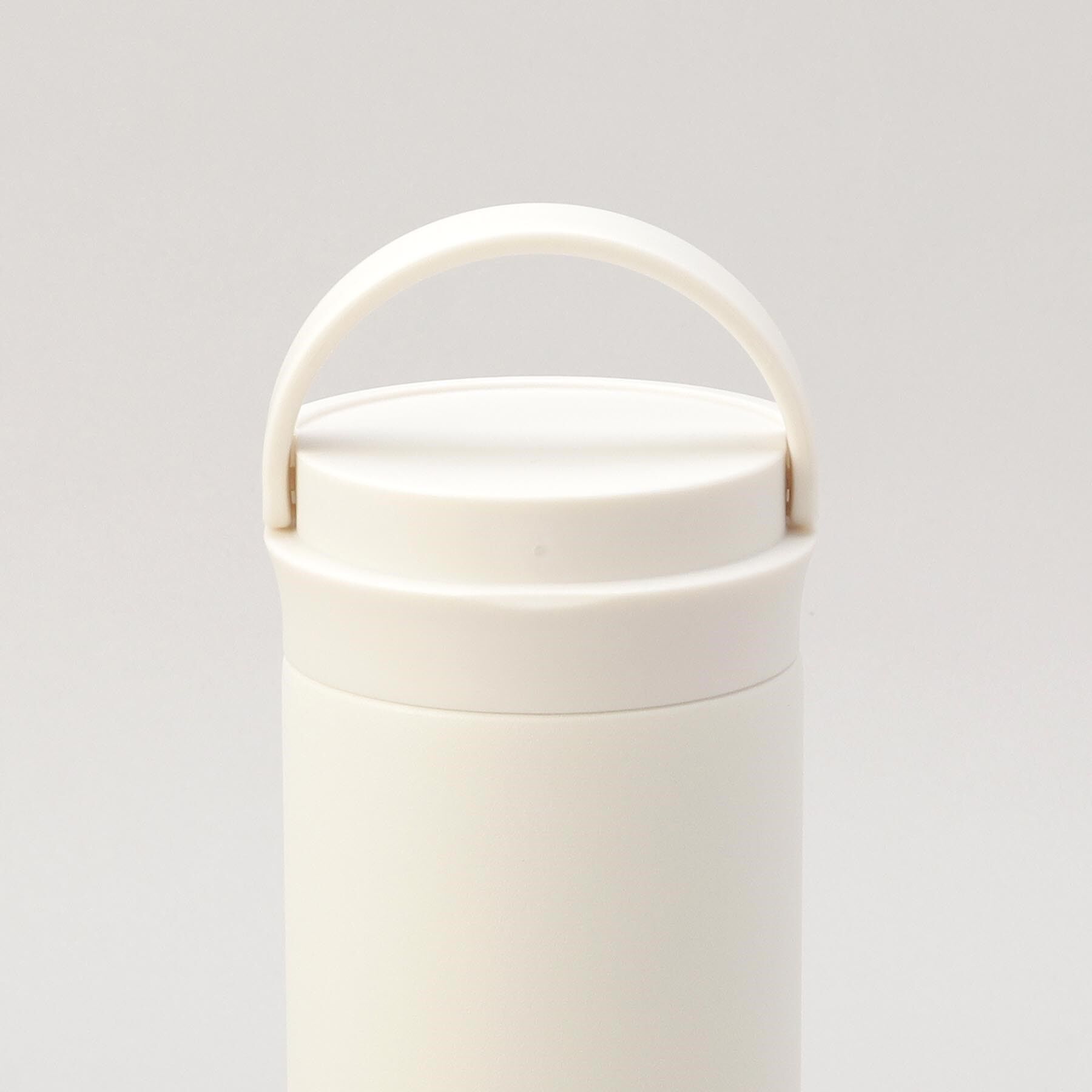 212 KITCHEN STORE「シームレス ハンドル付きステンレスボトル 500ml IV」|食器・キッチングッズ|