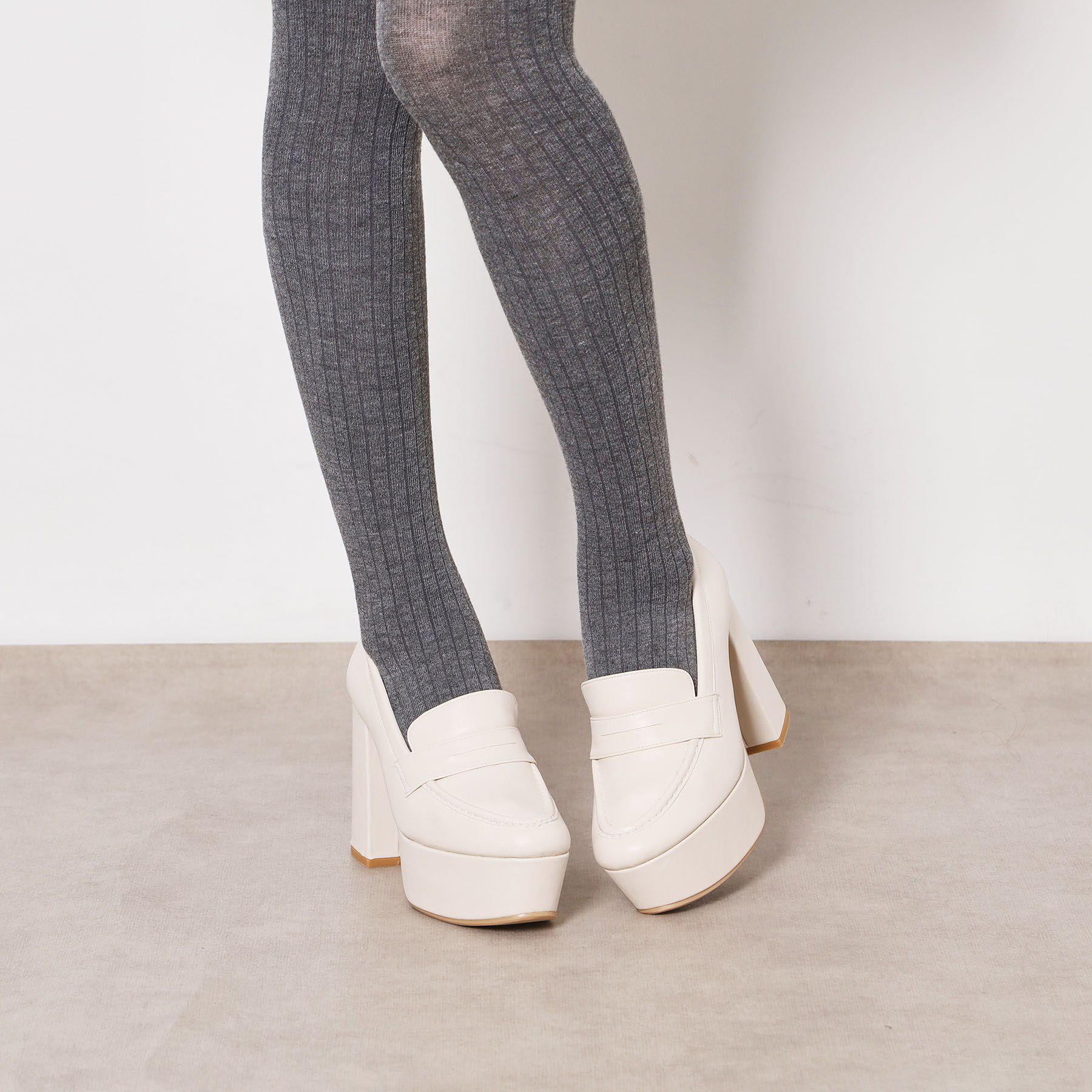 ESPERANZA「【ラク盛り/ローファー】リピーター続出／脚長美脚 ラク盛りローファー」|パンプス|