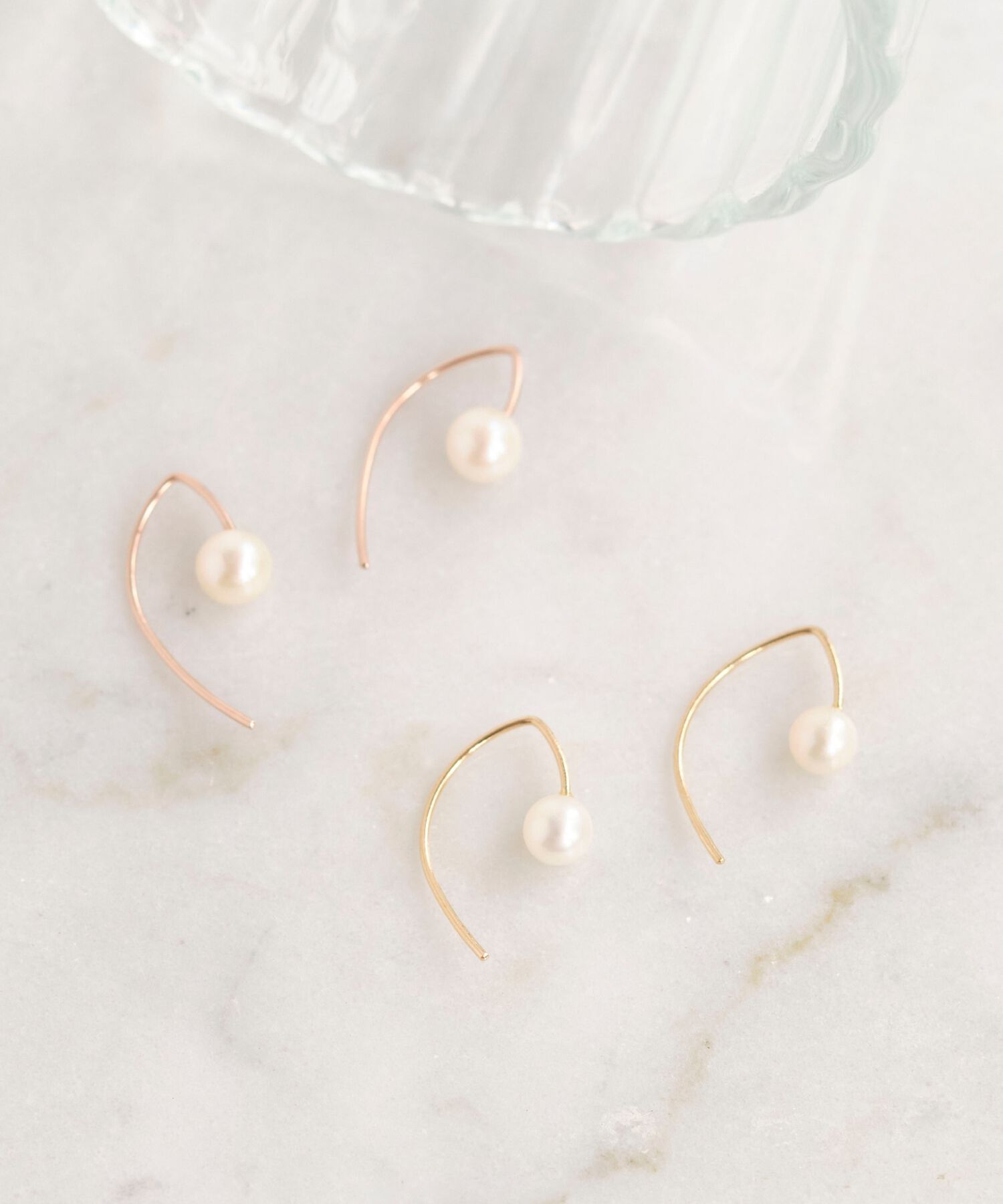 Phoebe「【K10】プチパールフックピアス　ローズゴールド/BOX付き」|ピアス|