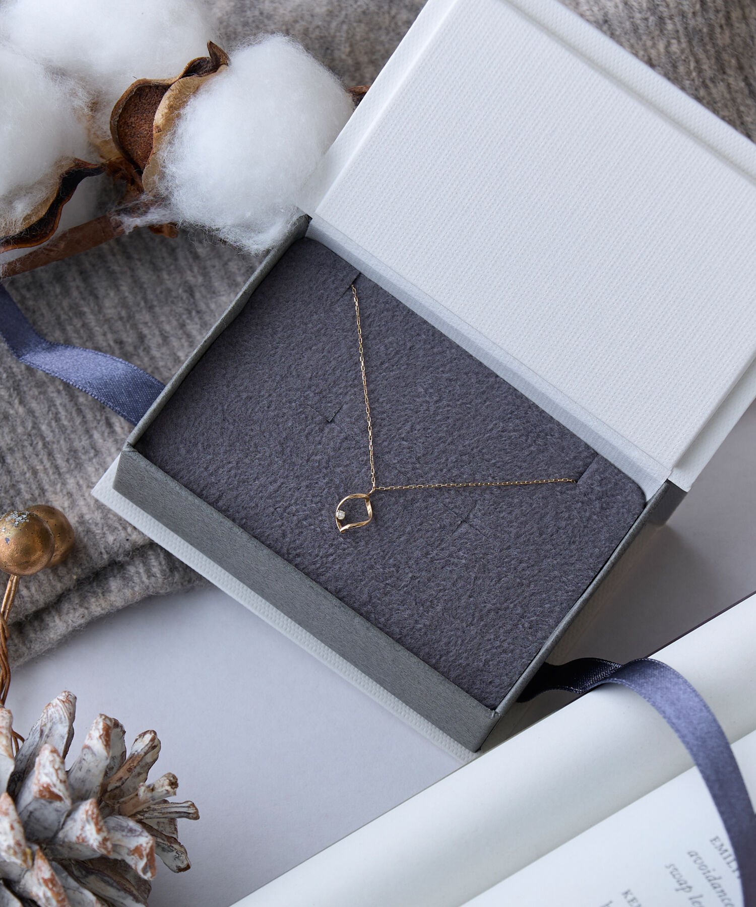 Phoebe「【K10】リーフィーダイヤモンドネックレス/BOX付き/全長:40cm」|ネックレス|ゴールド