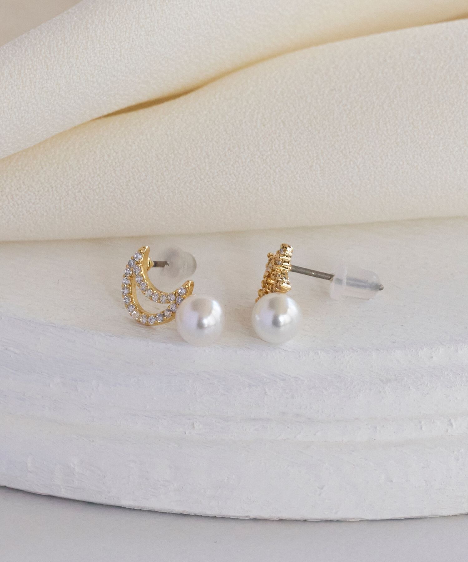 Phoebe「ムーンスターパールピアス」|ピアス|