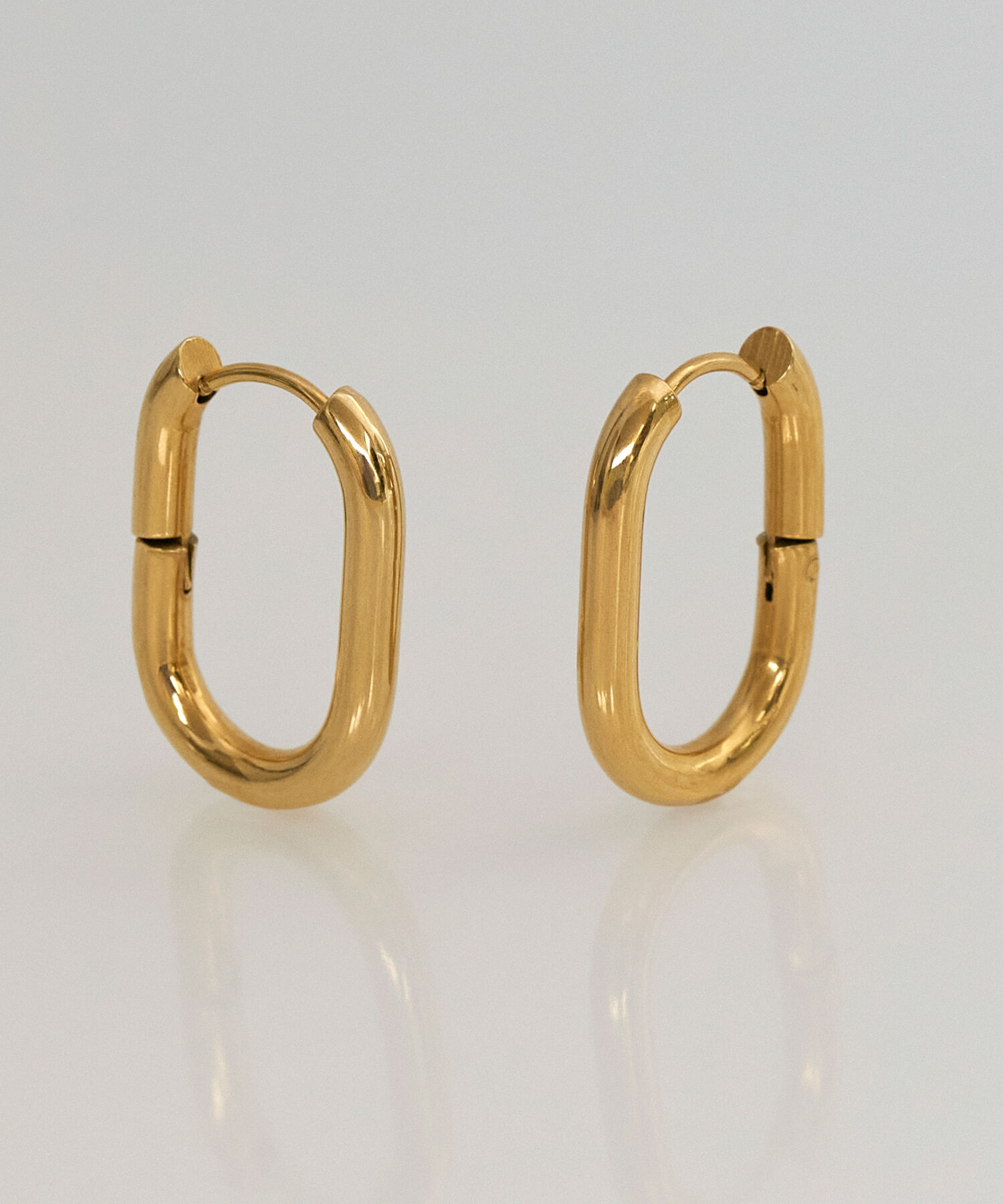 Phoebe「【金属アレルギー対応】ワンタッチオーバルフープピアス/サージカルステンレス/サージカルステンレス」|ピアス|