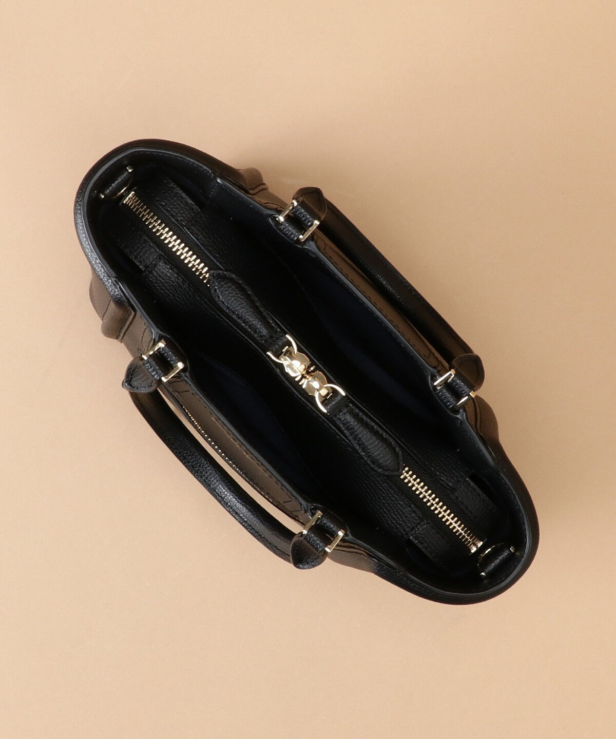 Samantha Thavasa「サマンサ カリヌー 小サイズ」|ハンドバッグ|