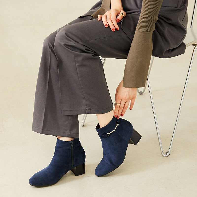 WA Oriental TRaffic「ビットモチーフミドルヒールブーツ/32406」|ショートブーツ|NAVY