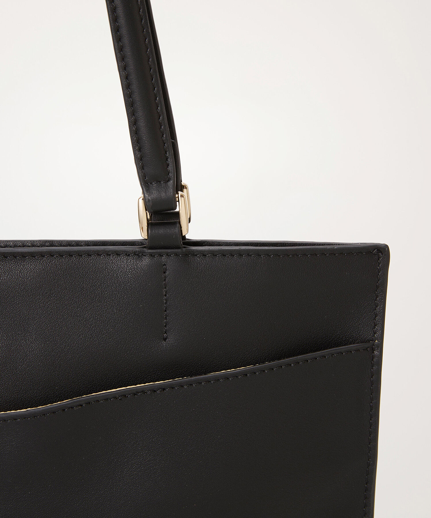 TOPKAPI BREATH「【TREASURE TOPKAPI】ベルトデザイン レザー フラット トートバッグ A4対応」|トートバッグ|