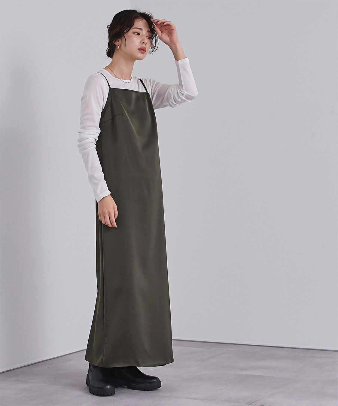 ur's「サテンキャミソールワンピース」|ワンピース|チャコール