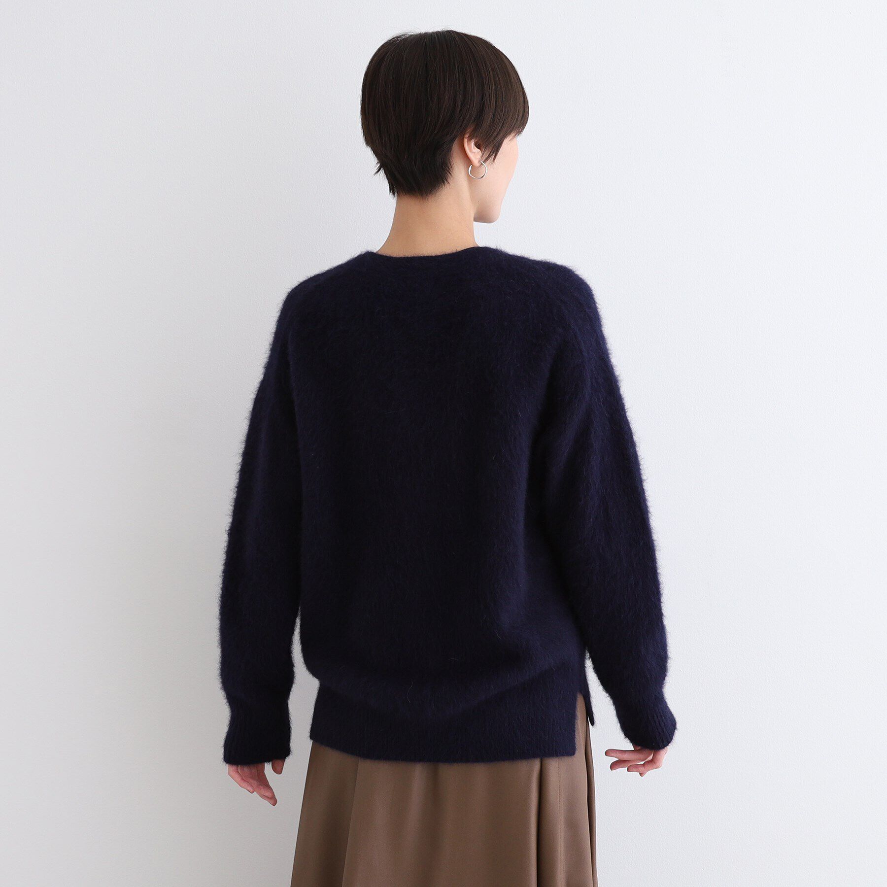 INDIVI「【フォックス混】ヘアリーゆるニットカーディガン」|カーディガン|