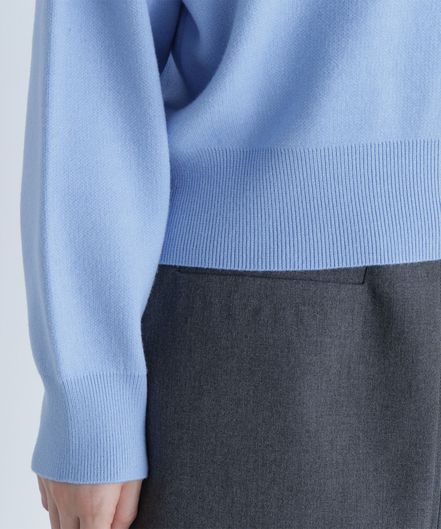  「ロゴ刺繍ニット」|ニット・セーター|