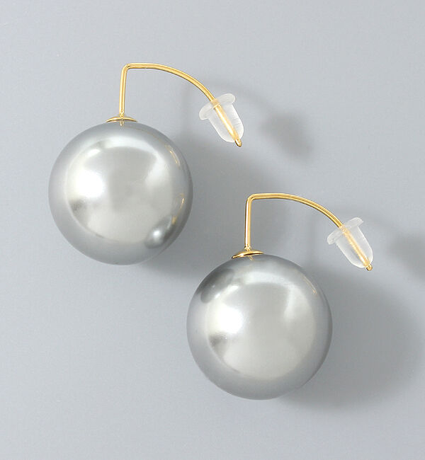 Phoebe「ビッグパールフックピアス グレー」|ピアス|グレー