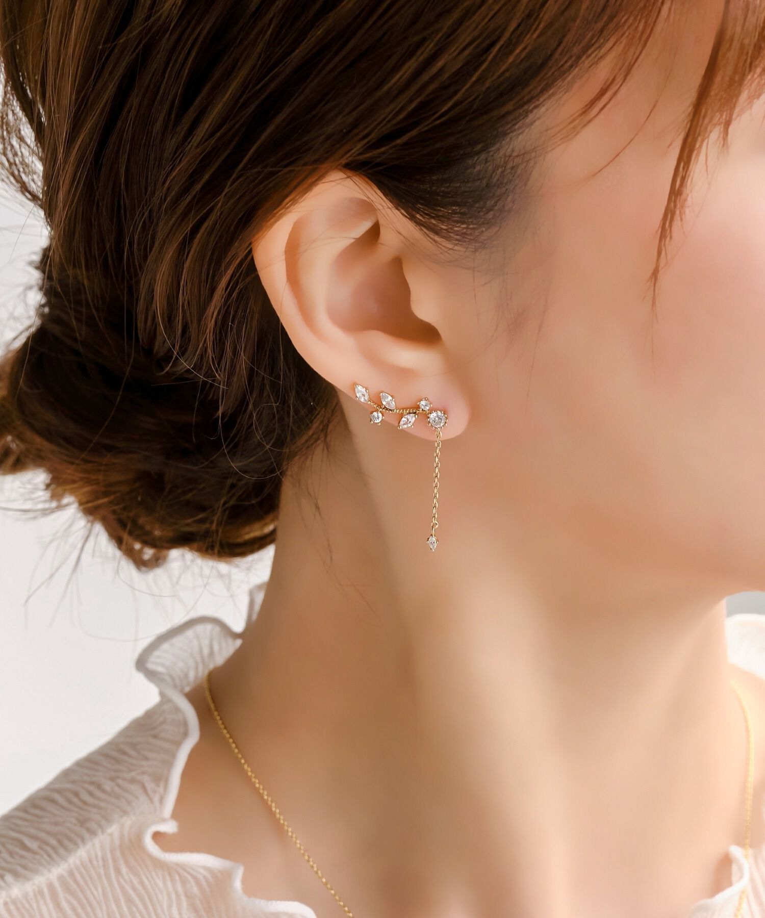 Phoebe「【シリーズ累計販売10000点突破！】2wayフラワリービジューピアス&イヤリング　ゴールド」|ピアス|