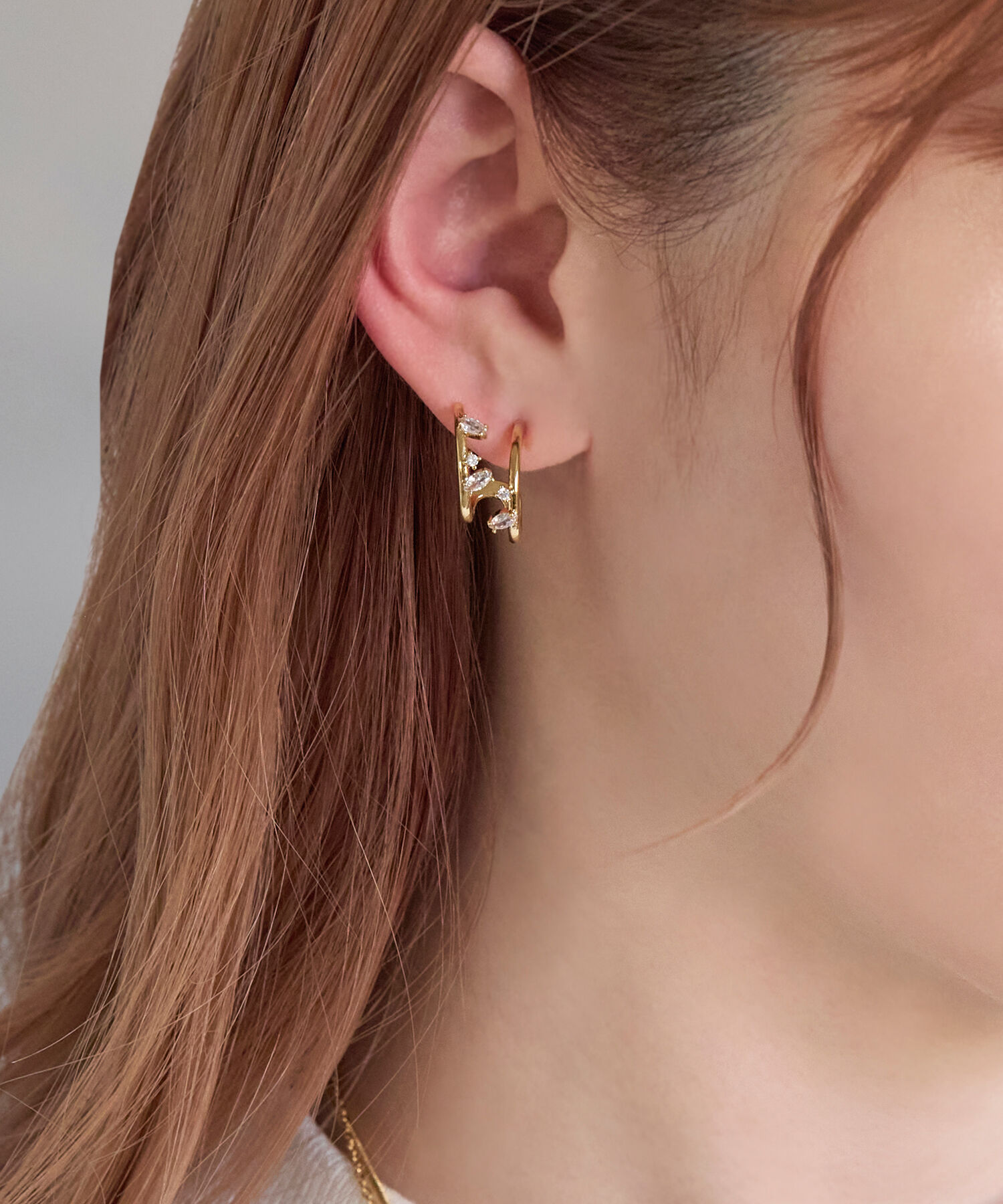 Phoebe「トラバースビジューピアス」|ピアス|