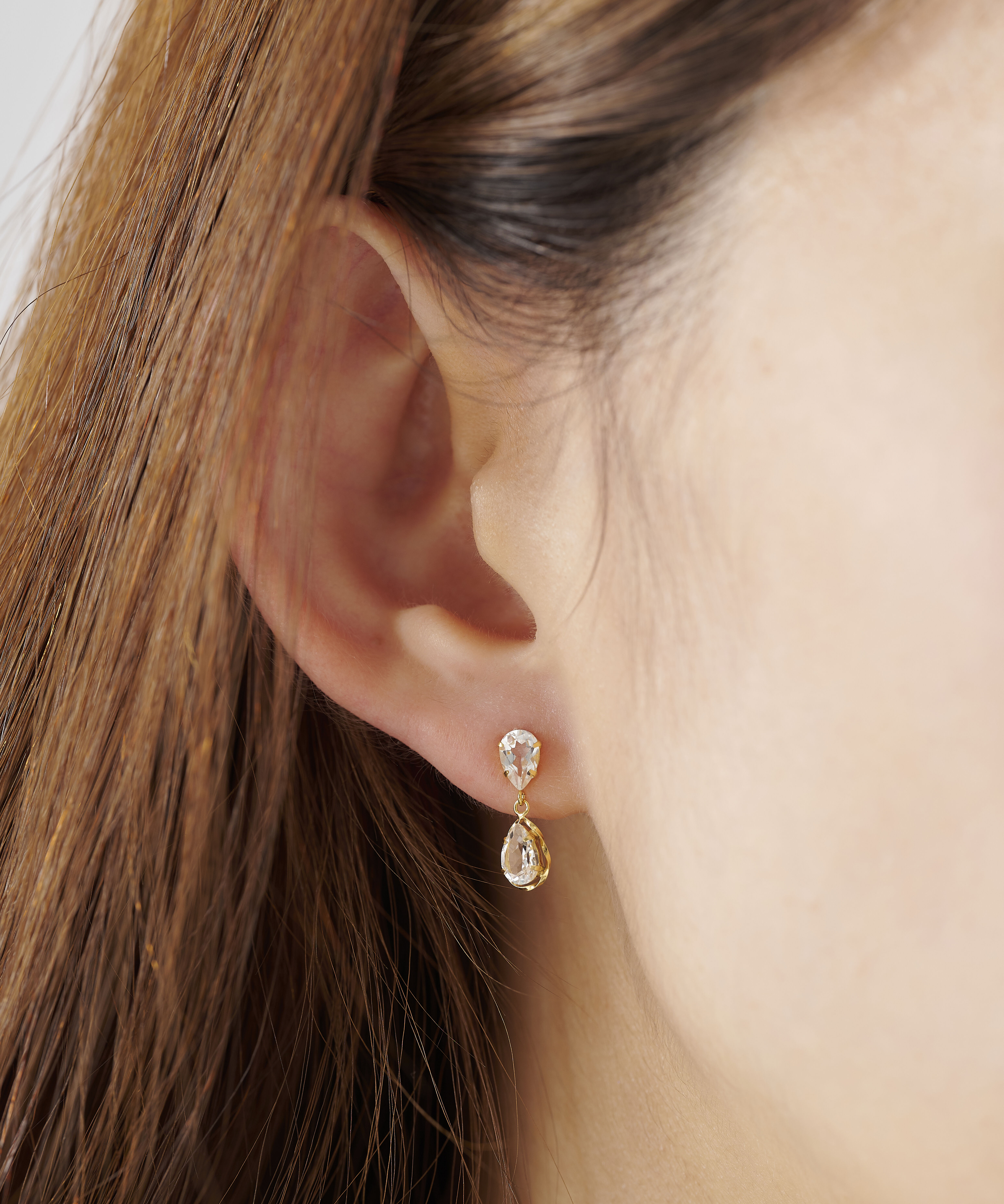 newme by Samantha Thavasa「ホワイトトパーズ 2連ピアス」|ピアス|