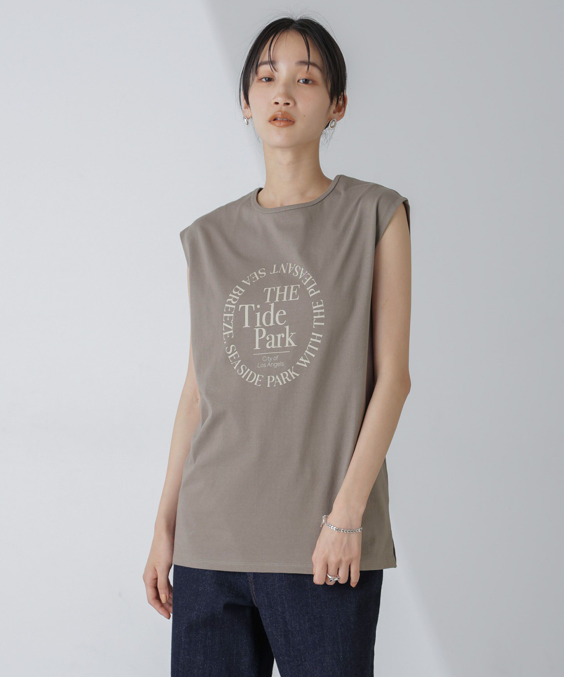 nano･universe「ノースリーブロゴプリントトップス」|Tシャツ・カットソー|