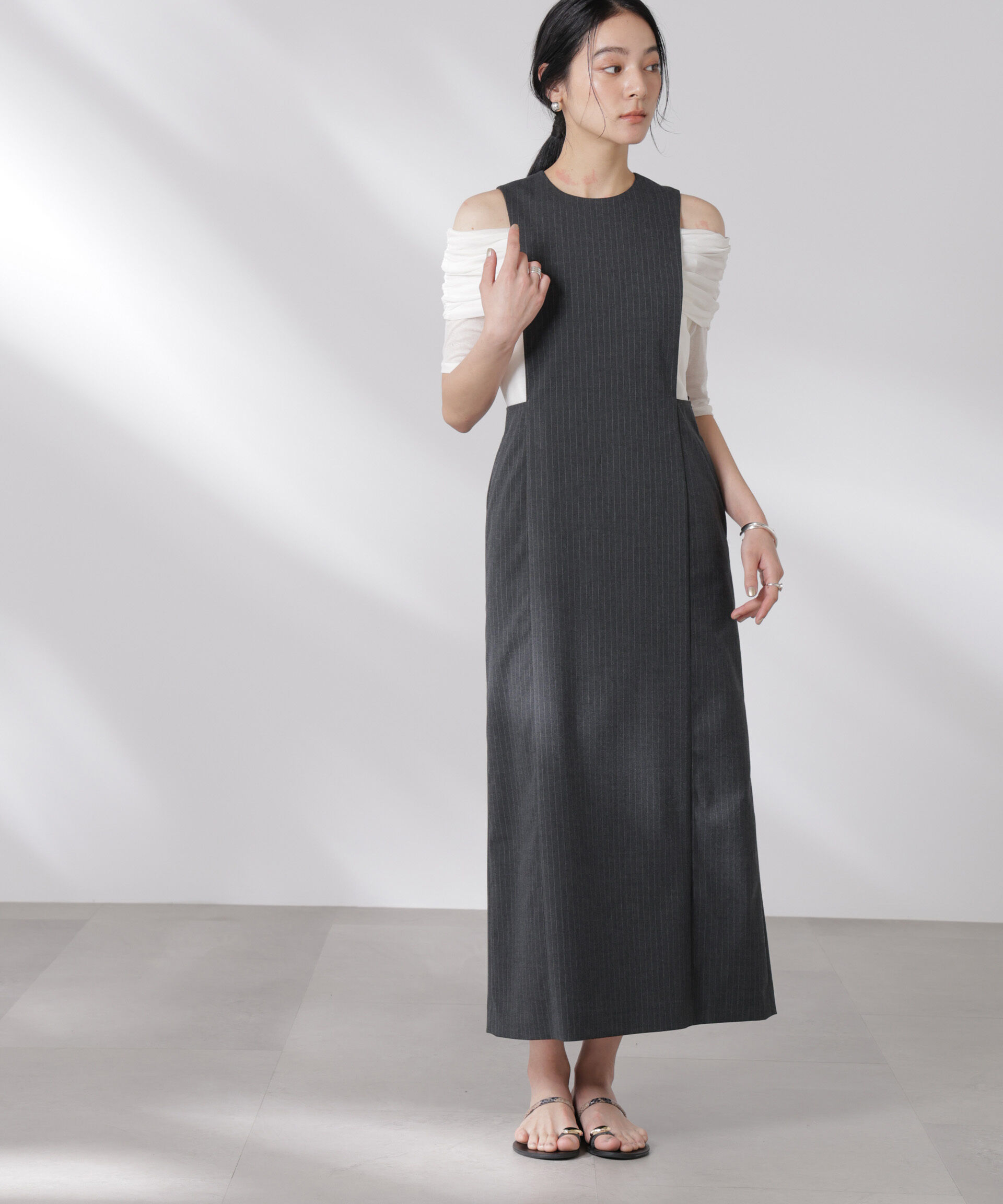 nano･universe「サイドオープンエプロンワンピース」|ワンピース|