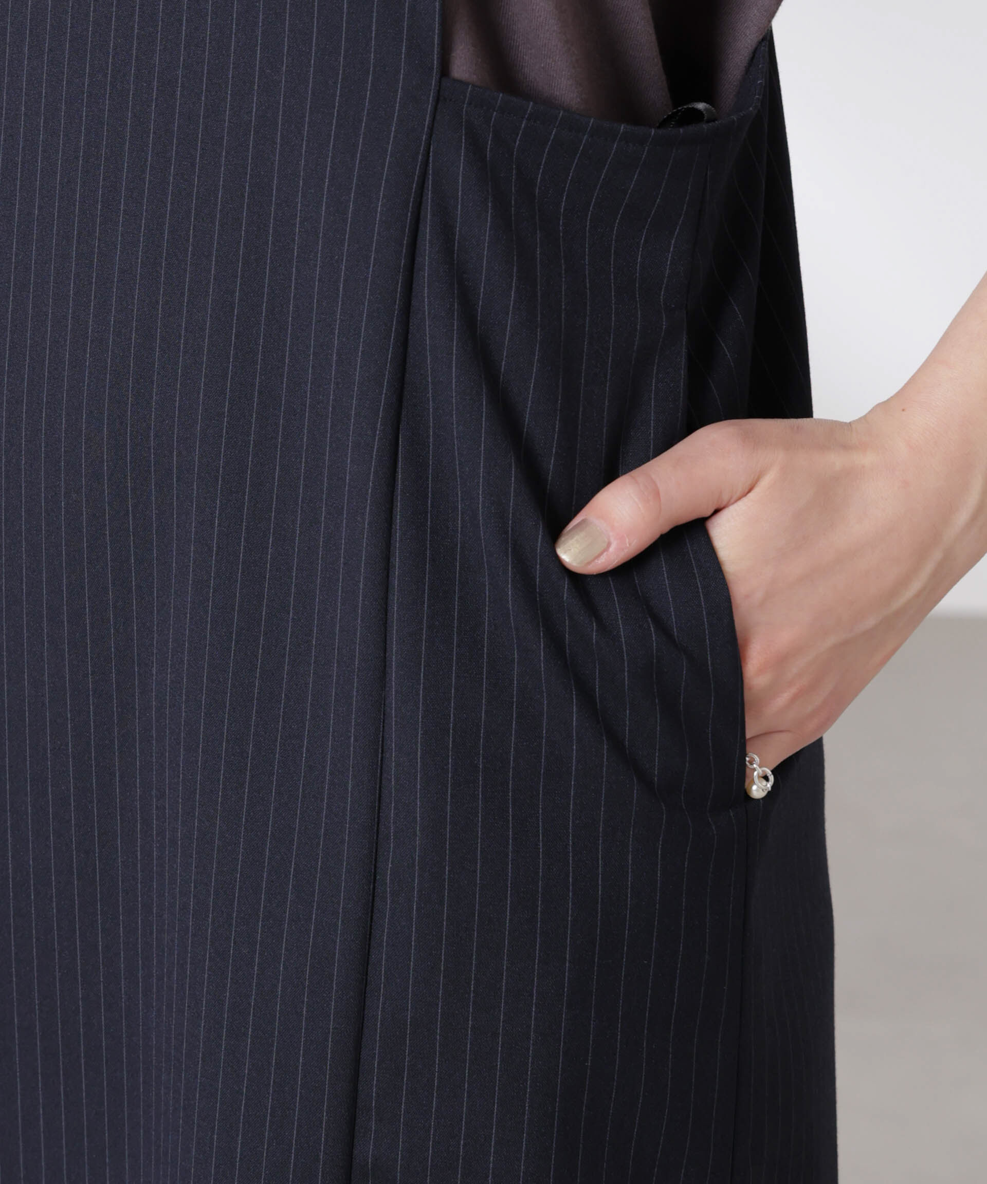 nano･universe「サイドオープンエプロンワンピース」|ワンピース|