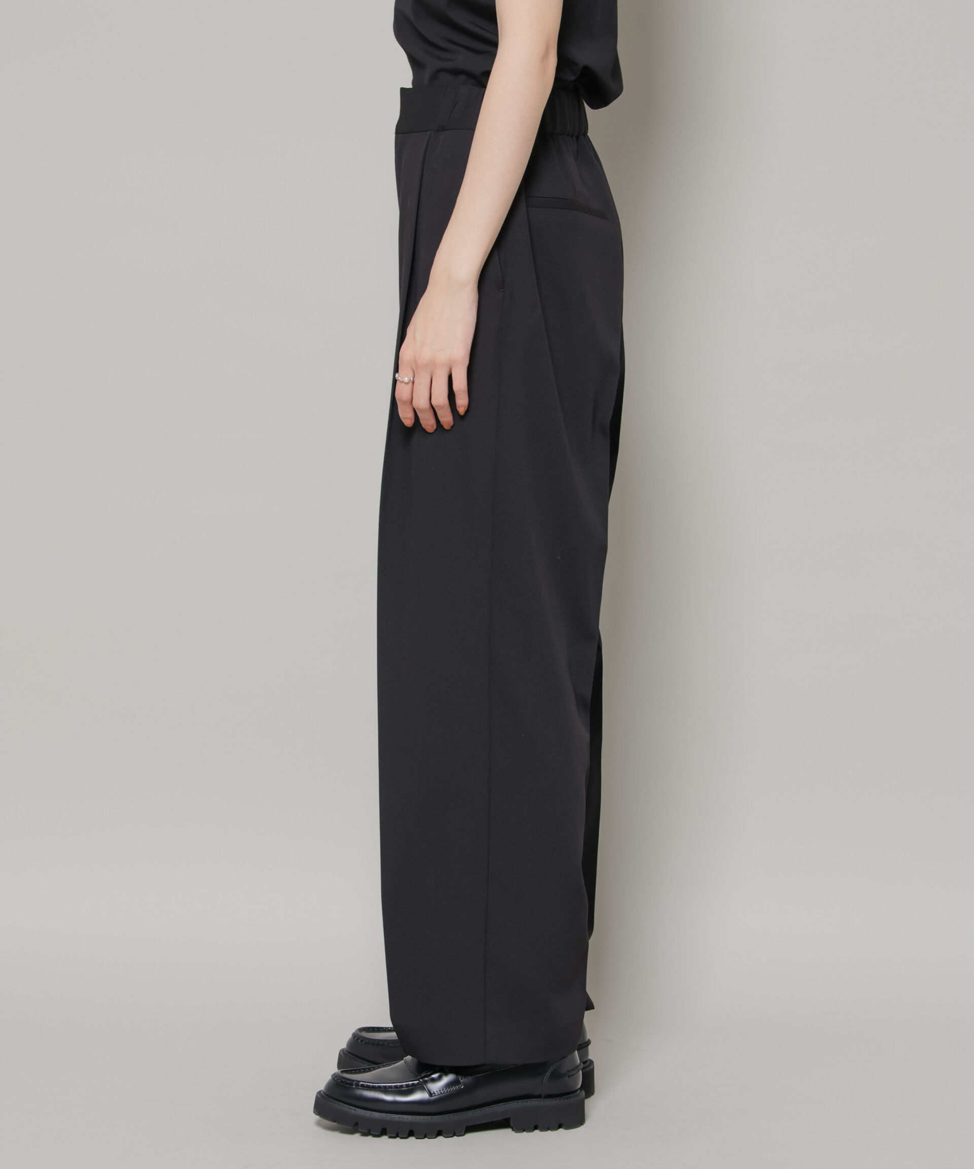 nano･universe「ワンタックセンタープレスストレートパンツ」|チノ|