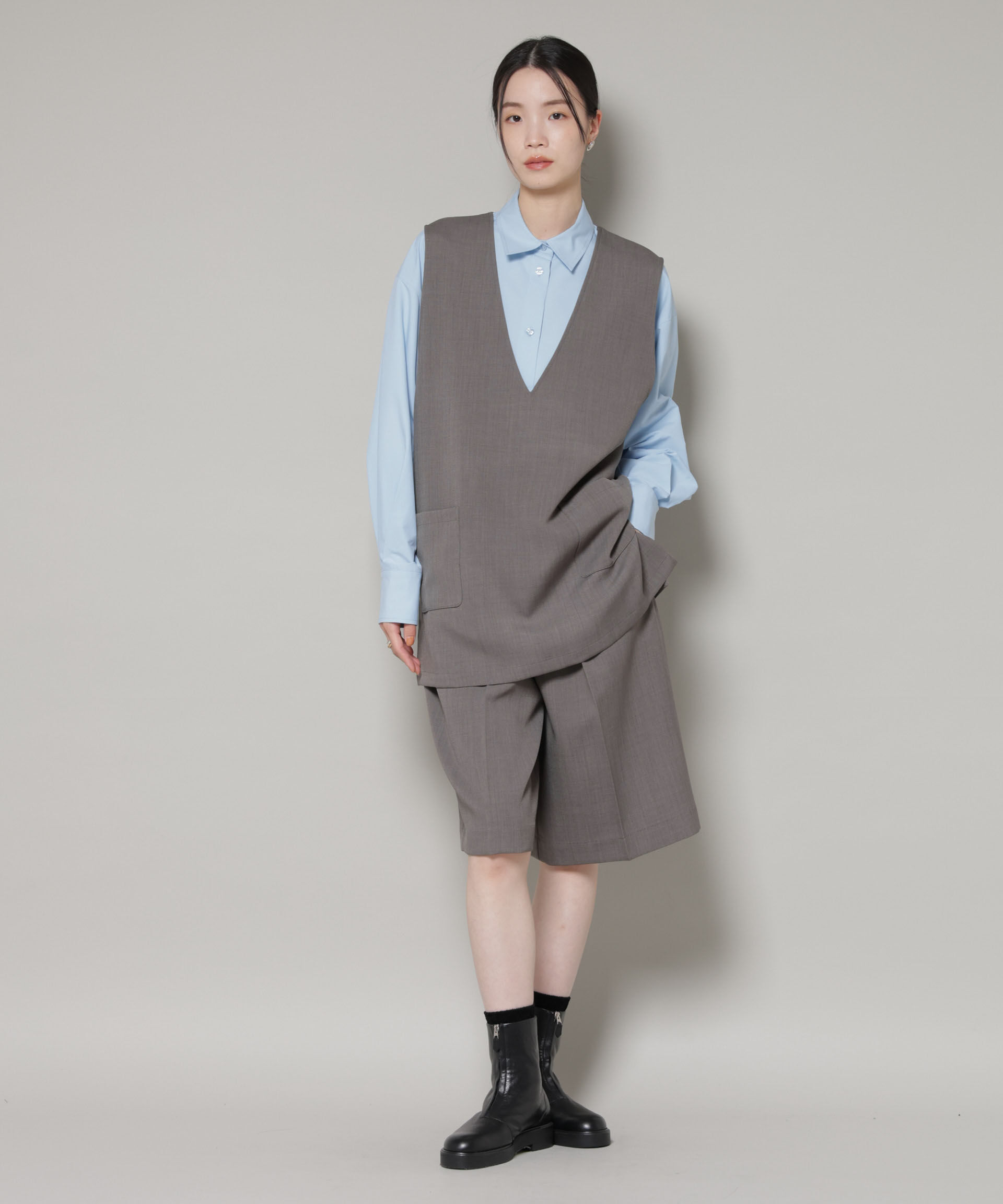 nano･universe「Vネックベスト&times;ハーフパンツ セットアップ」|ワンピース|