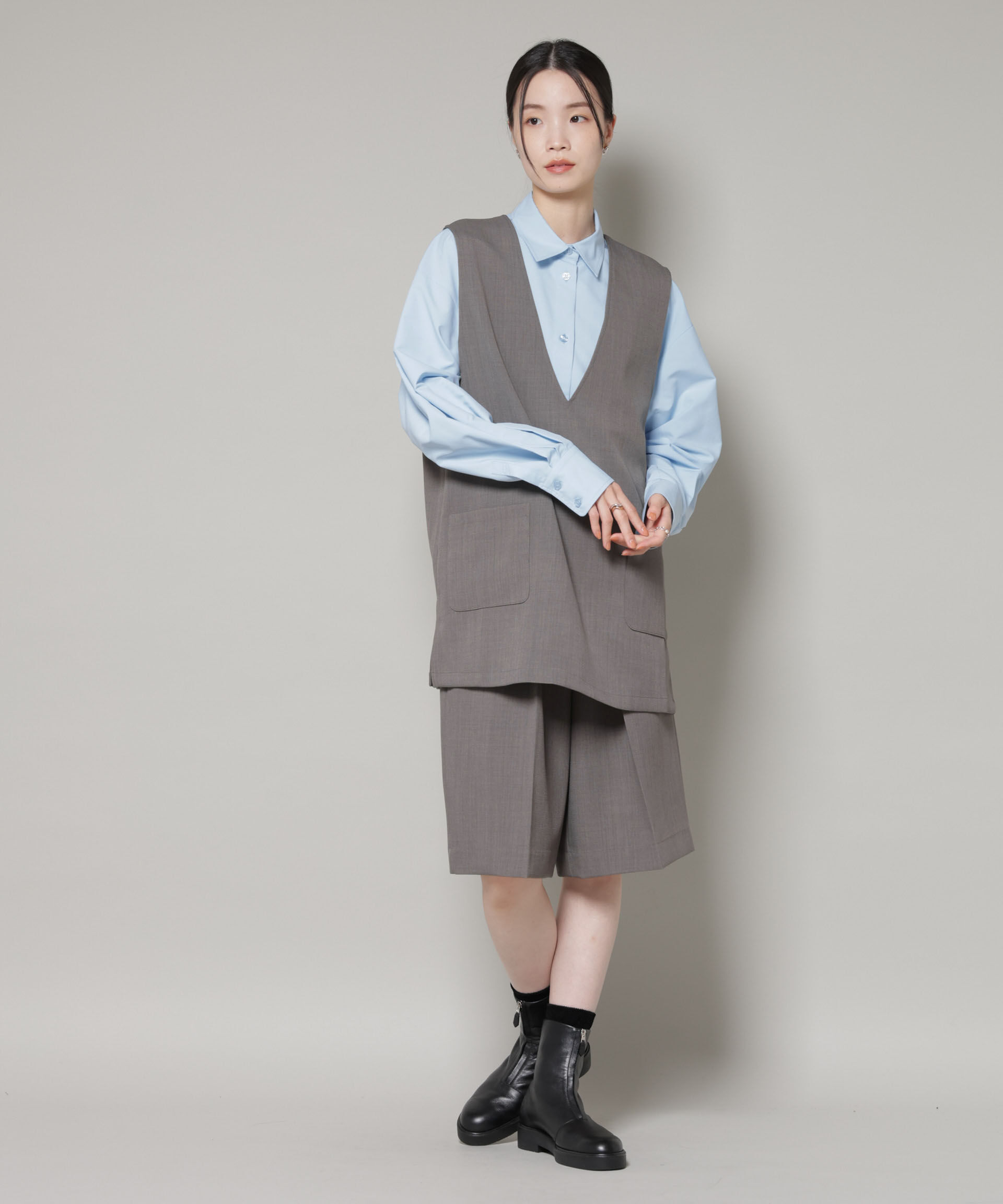 nano･universe「Vネックベスト&times;ハーフパンツ セットアップ」|ワンピース|