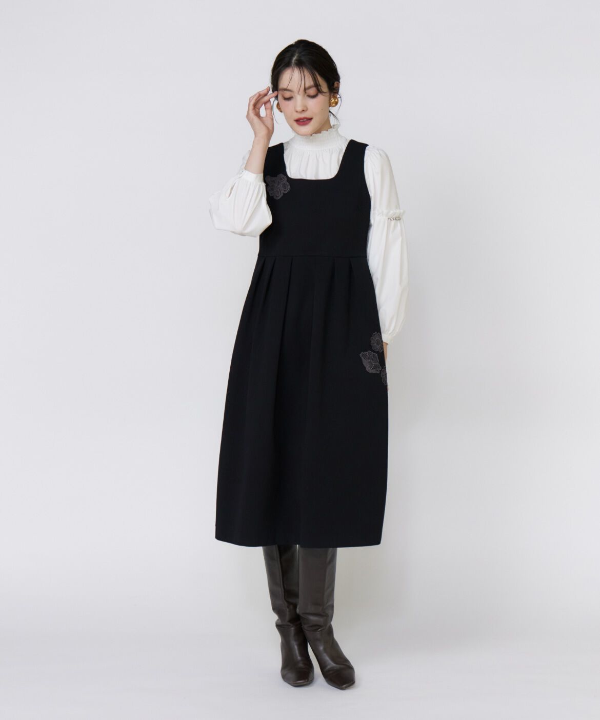 Maglie le cassetto「《大きいサイズ》袖ビジューボウタイブラウス」|シャツ・ブラウス|