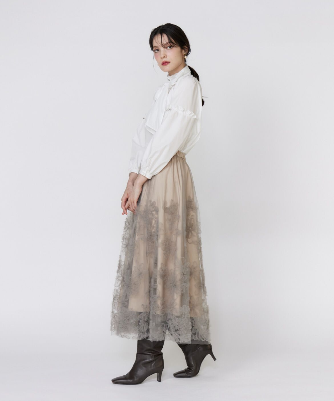 Maglie le cassetto「袖ビジューボウタイブラウス」|シャツ・ブラウス|