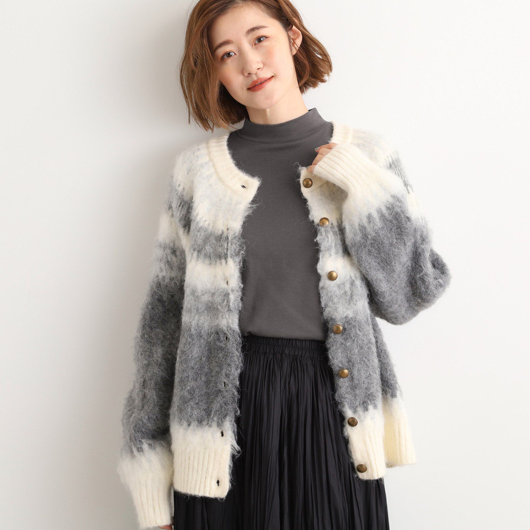 grove「【吸湿発熱】秋冬のレイヤードを格上げ　コットンハイネックプルオーバー」|Tシャツ・カットソー|