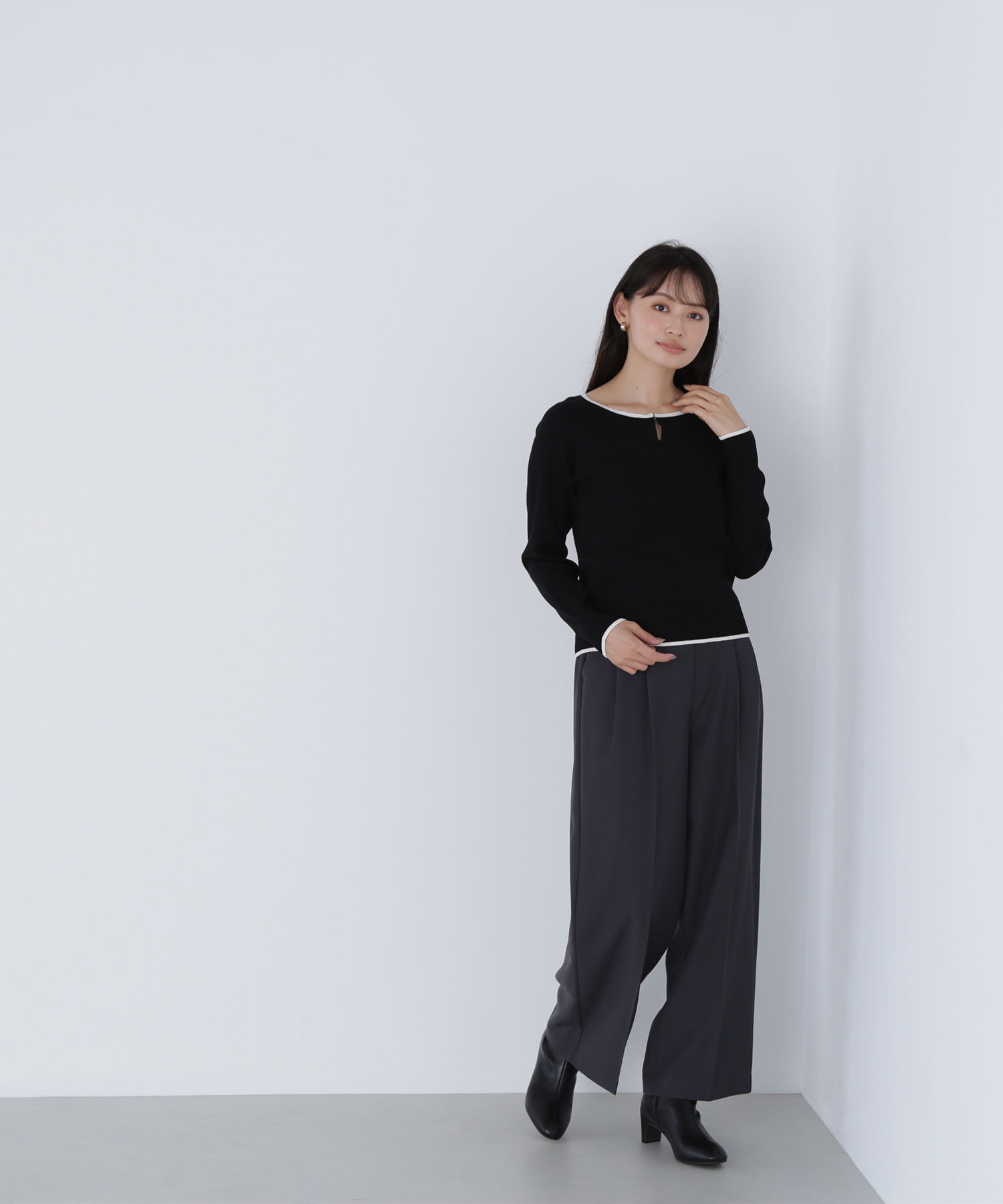  「フェイクレザーベルテッドワイドパンツ」|その他|