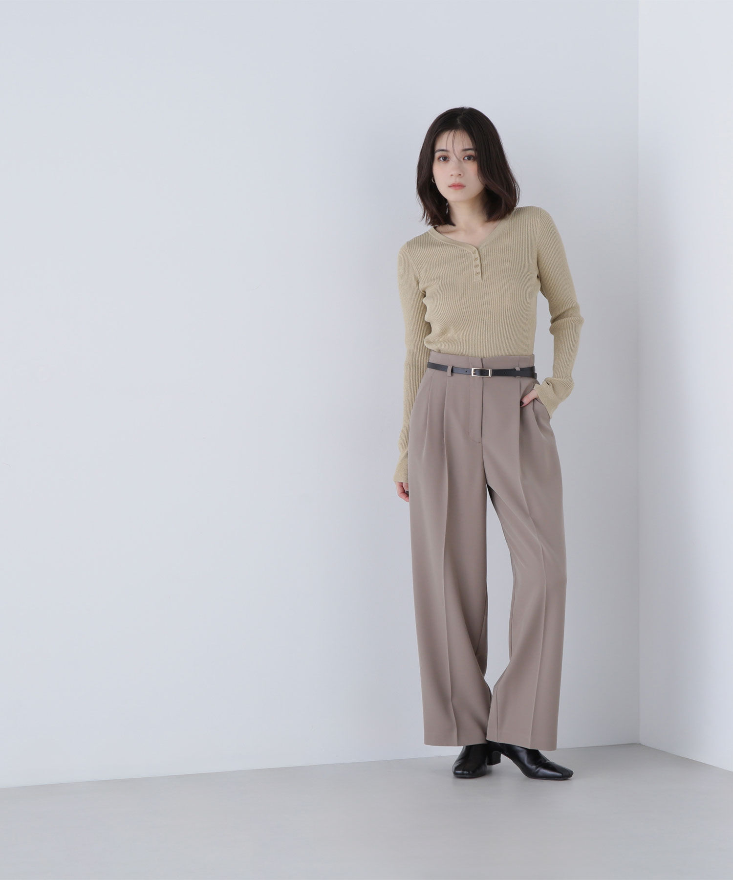  「フェイクレザーベルテッドワイドパンツ」|その他|