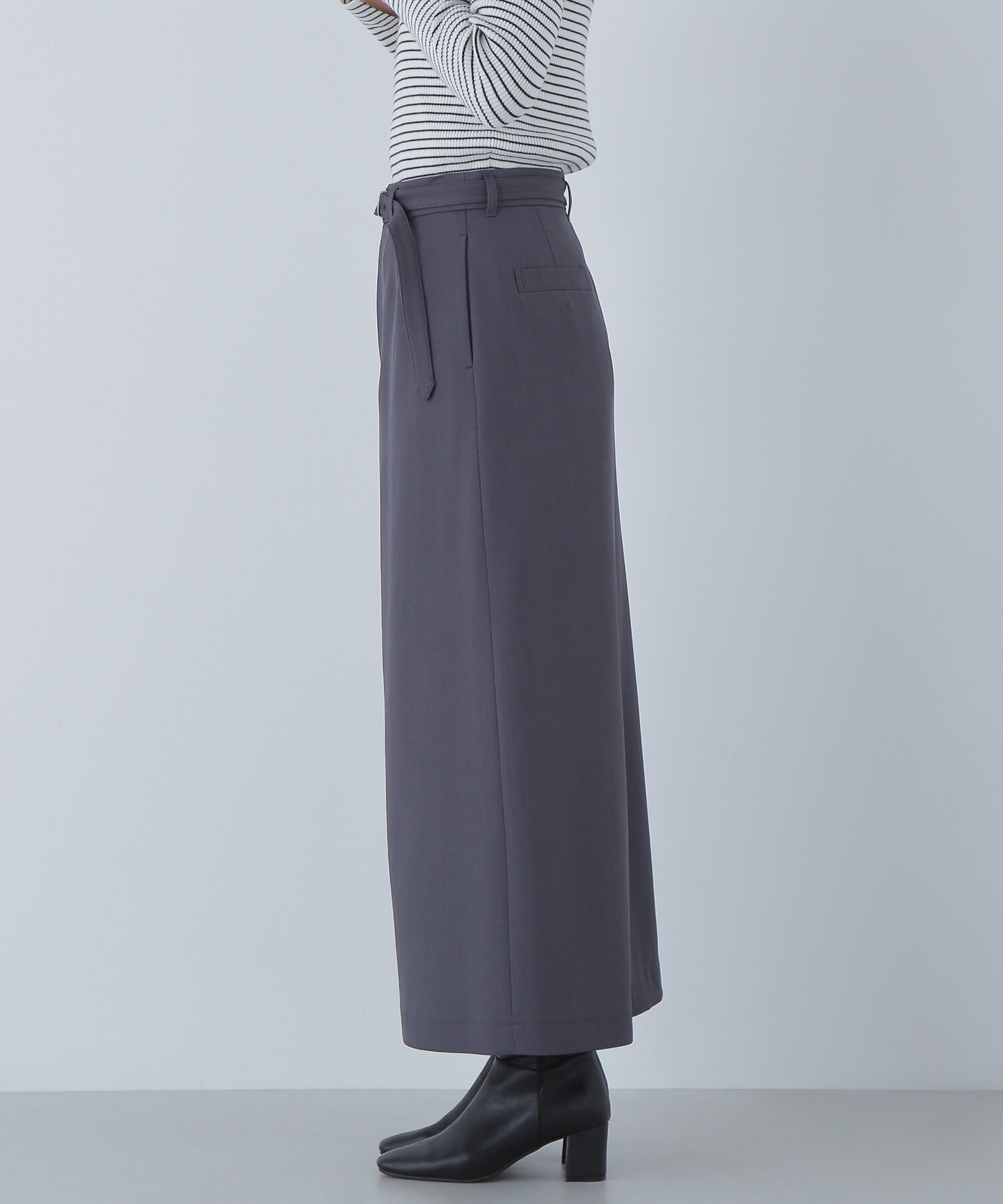  「ベルテッドセミフレアロングスカート」|スカート|