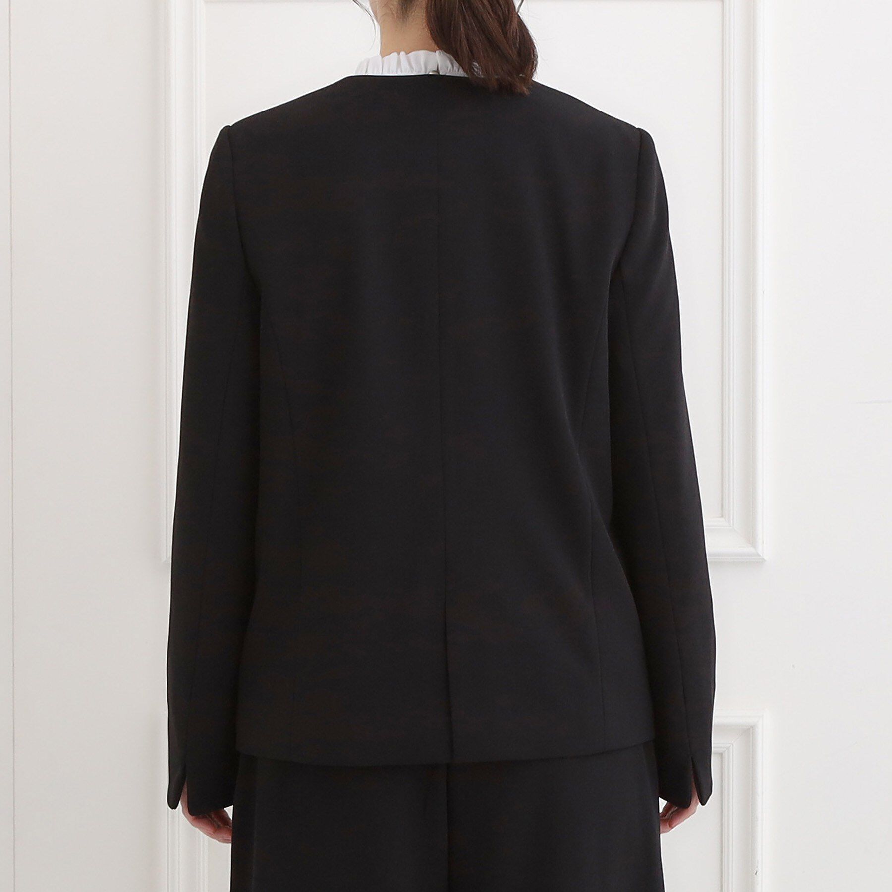 SHOO･LA･RUE「【洗濯機可/S-3L/イージーケア】きちんと楽に。カットジョーゼットノーカラージャケット」|ノーカラージャケット|
