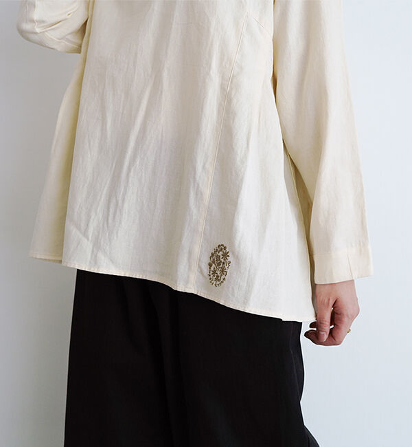 オオカミとフクロウ「オオカミと静かな夜の余白と」|シャツ・ブラウス|