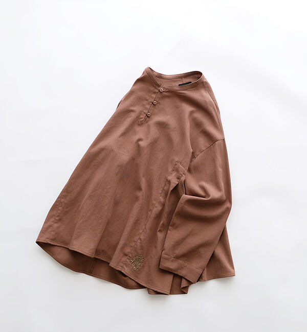 オオカミとフクロウ「オオカミと静かな夜の余白と」|シャツ・ブラウス|