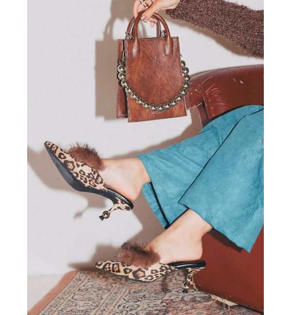 EVRIS「ポインテッドトゥフェイクファーミュール」|サンダル|