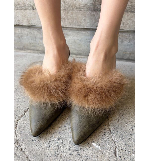 EVRIS「ポインテッドトゥフェイクファーミュール」|サンダル|