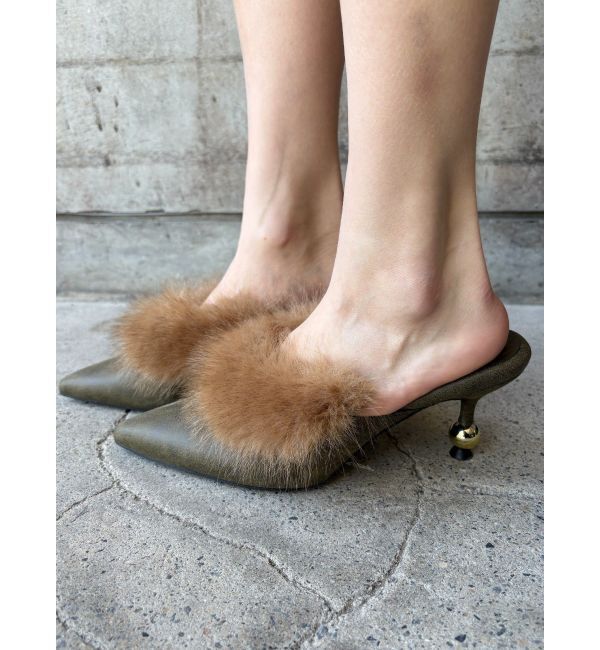 EVRIS「ポインテッドトゥフェイクファーミュール」|サンダル|