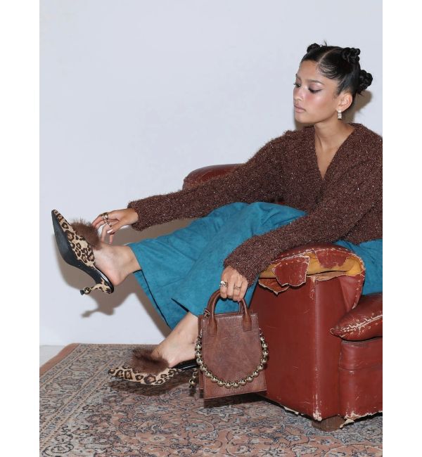 EVRIS「ポインテッドトゥフェイクファーミュール」|サンダル|