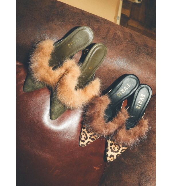 EVRIS「ポインテッドトゥフェイクファーミュール」|サンダル|