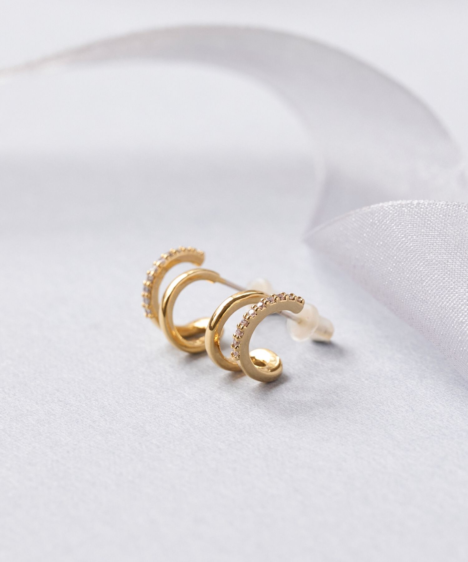 Phoebe「ダブルラインビジューピアス」|ピアス|