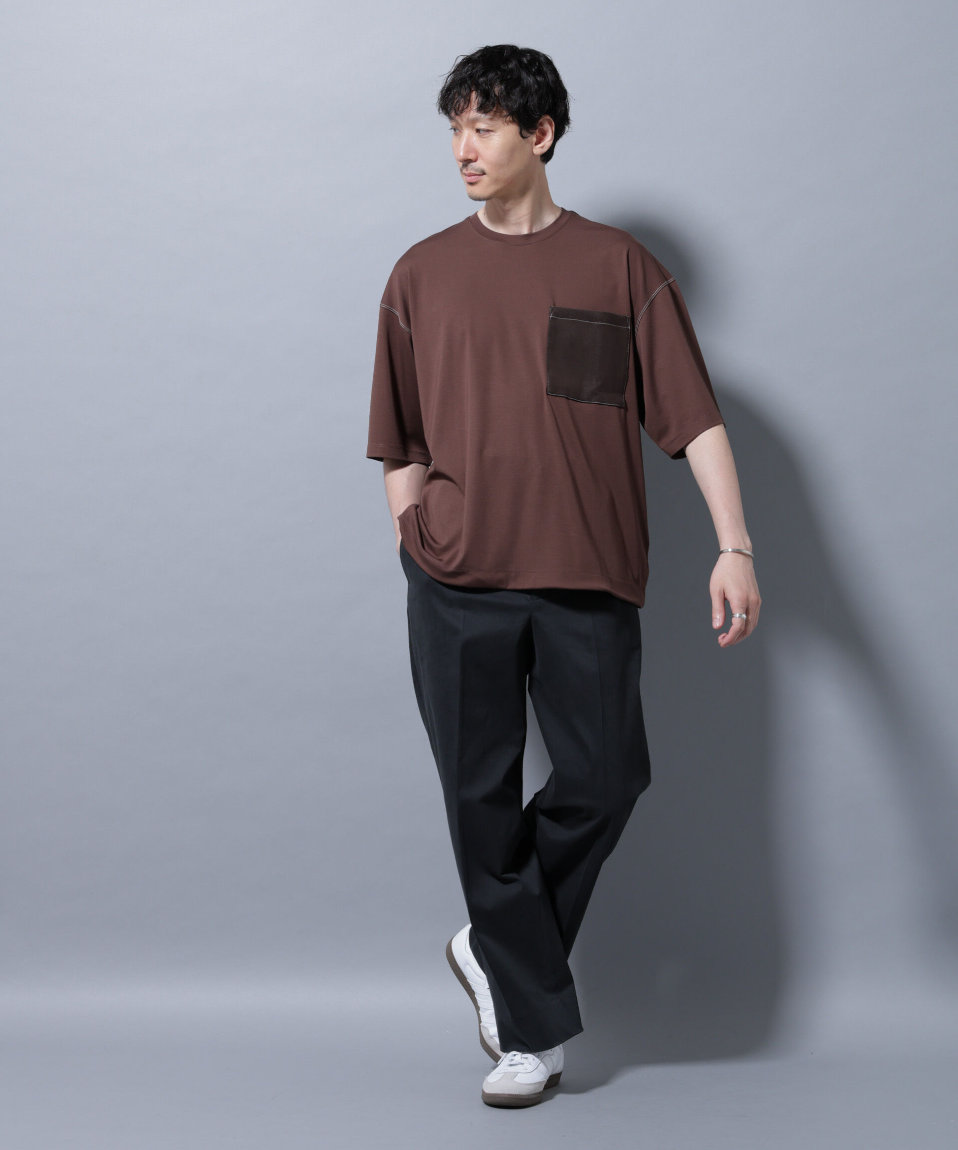 nano･universe「配色ステッチ フェイクスエードポケットTシャツ」|Tシャツ・カットソー|