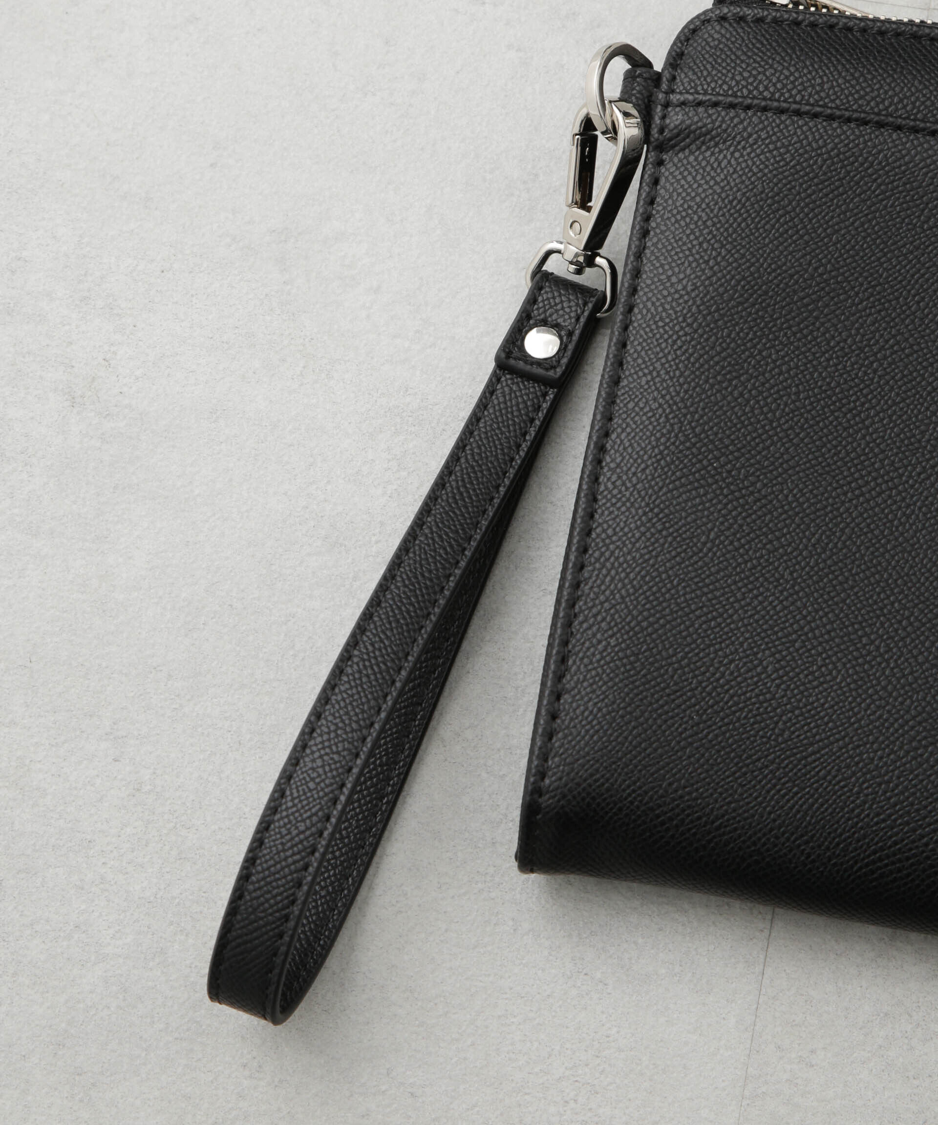 nano･universe「フェイクレザークラッチバッグ」|ショルダー・メッセンジャー|