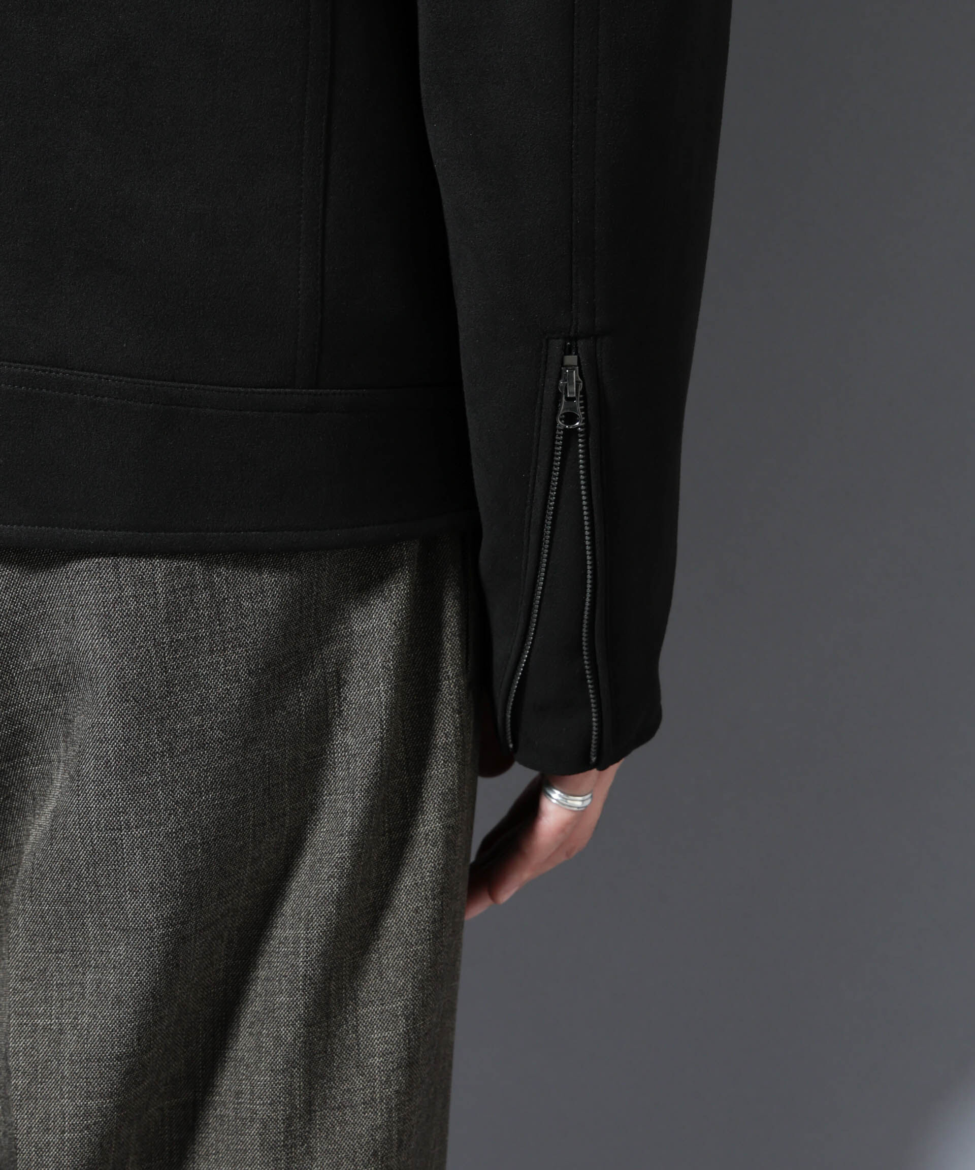 nano･universe「フェイクスエードシングルライダース」|ブルゾン・スタジャン|