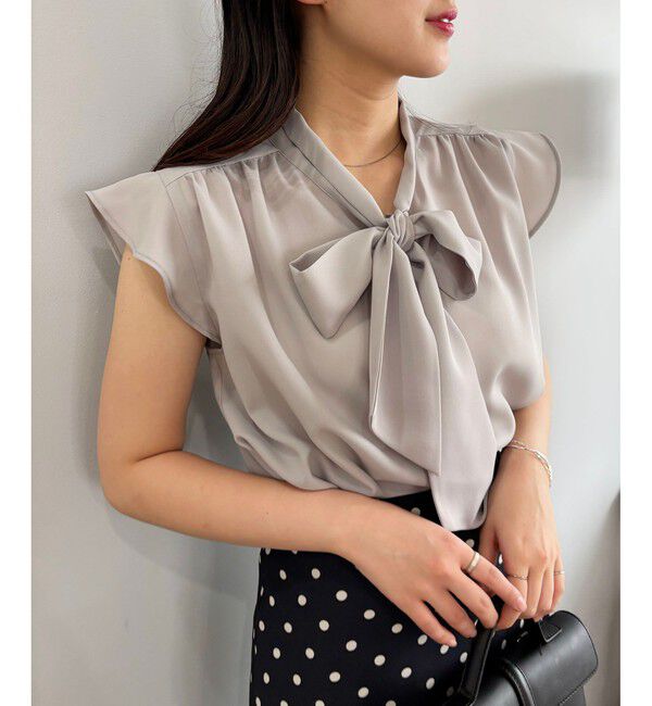 VIS「【WEB限定】【防シワ】フリルフレンチボウタイブラウス/通勤対応」|シャツ・ブラウス|