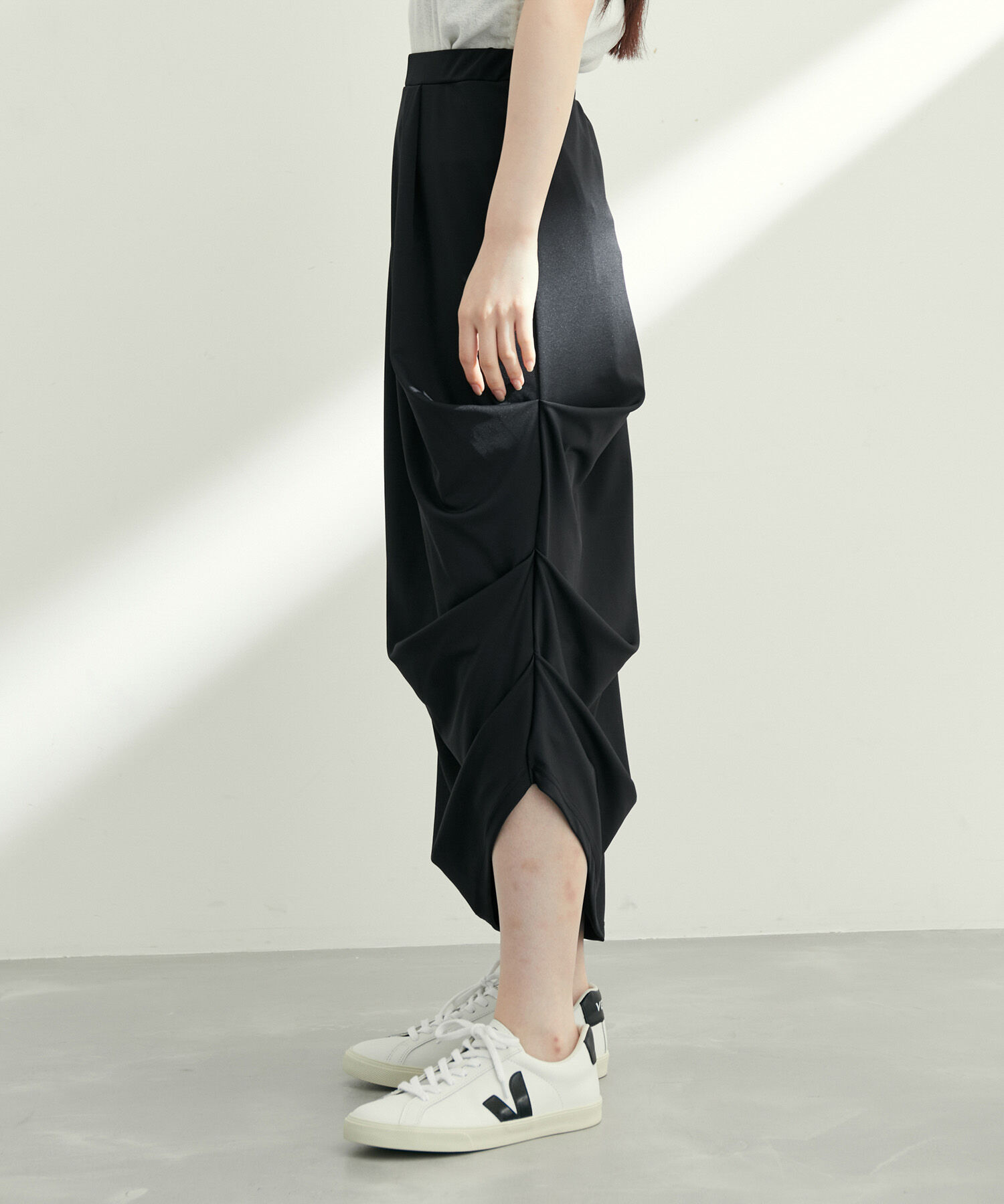 ADAM ET ROPE'「【サステナブル】スムースドレープスカート」|スカート|