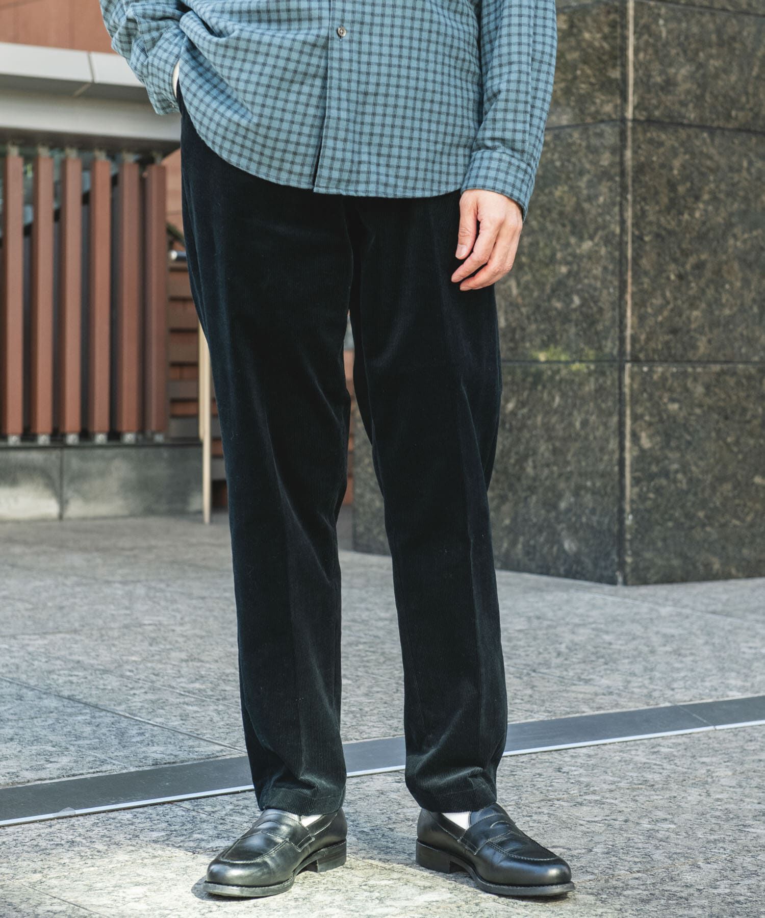 URBAN RESEARCH DOORS「『UR TECH』コーデュロイトラウザー」|その他|ネイビー