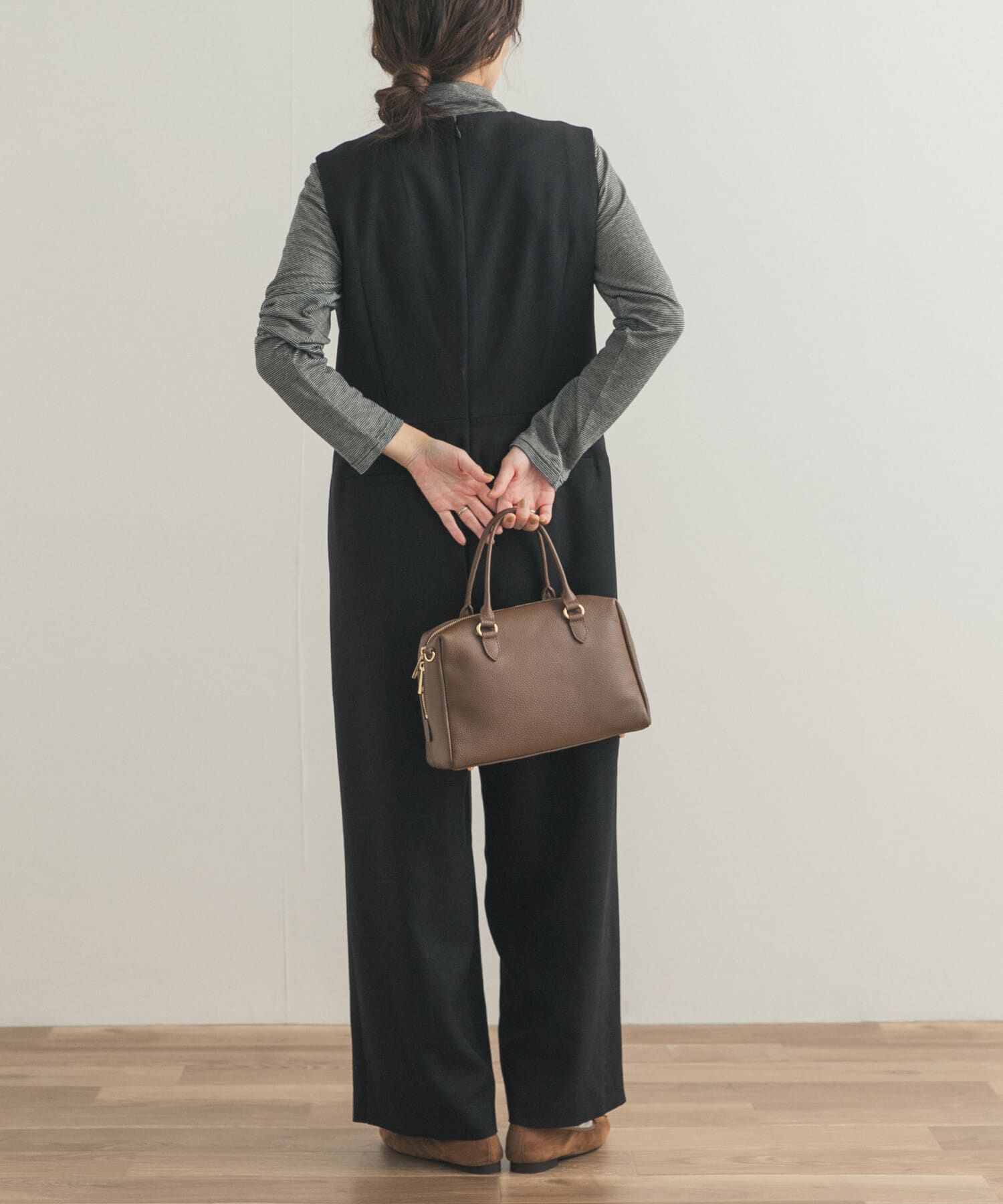 URBAN RESEARCH DOORS「Vネックオールインワン」|ワンピース|