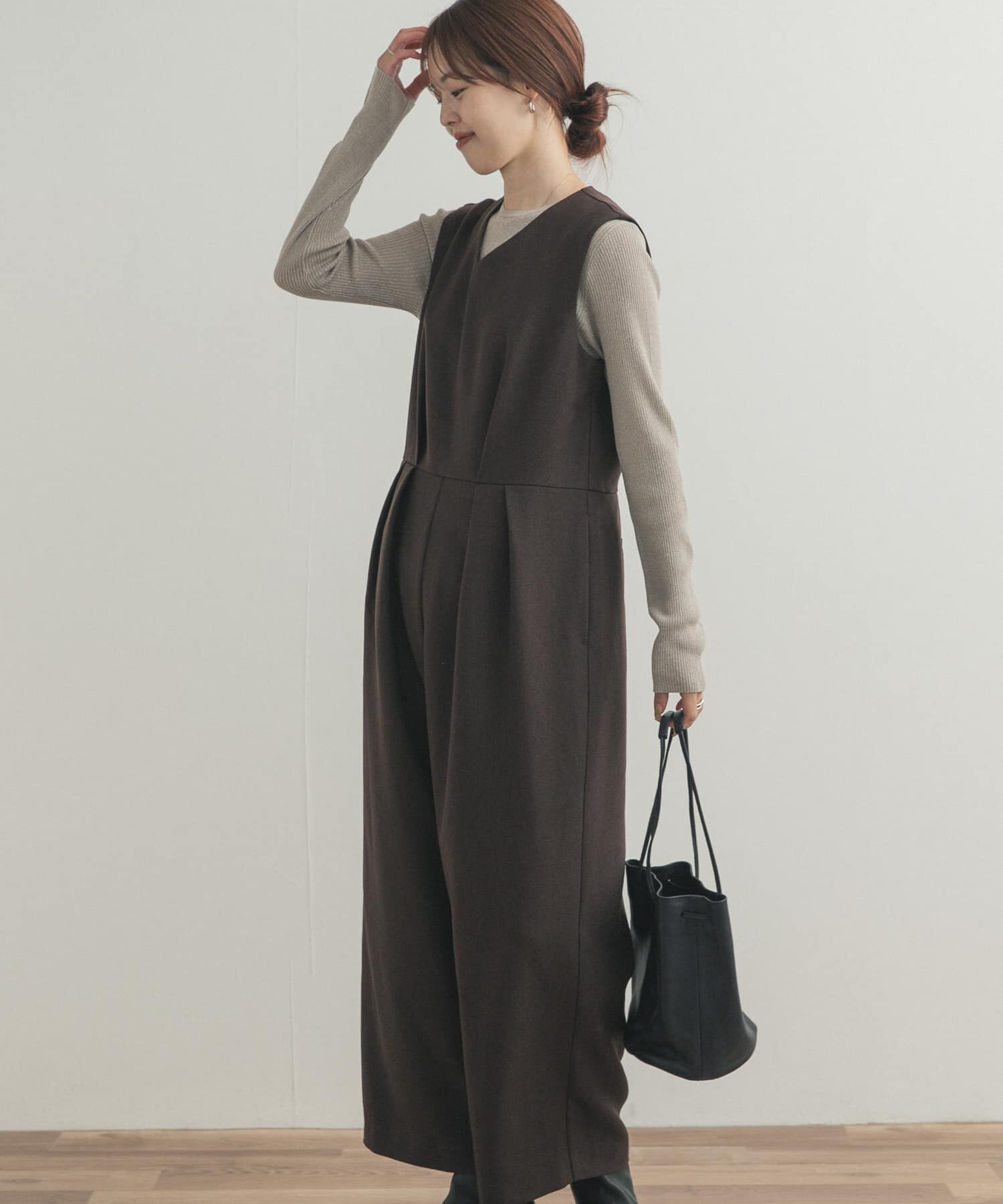 URBAN RESEARCH DOORS「Vネックオールインワン」|ワンピース|