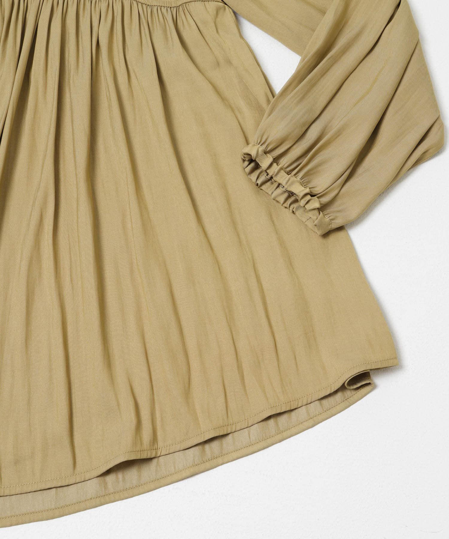 URBAN RESEARCH DOORS「『WEB/一部店舗限定』2WAYギャザー切替ブラウス」|シャツ・ブラウス|