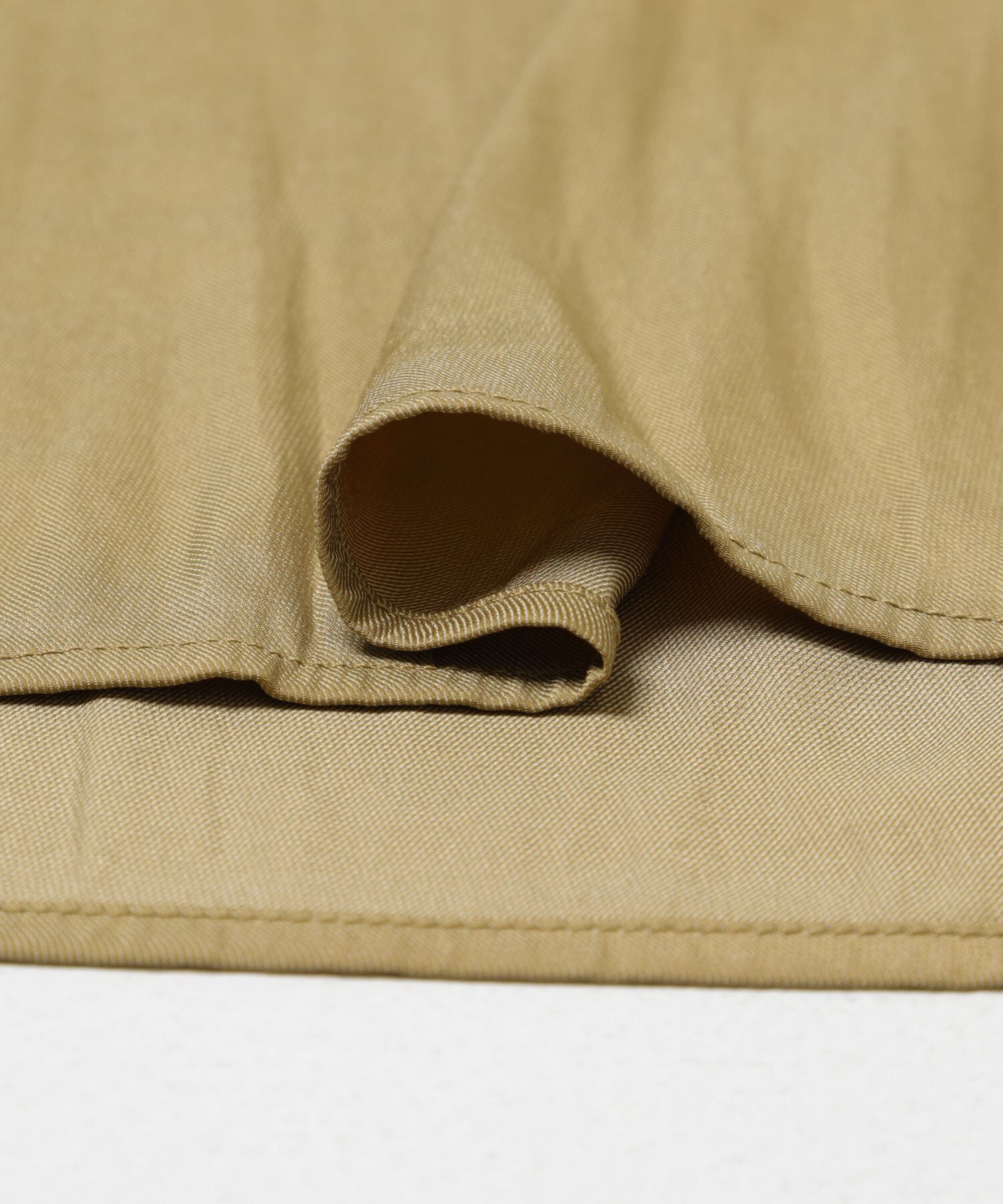 URBAN RESEARCH DOORS「『WEB/一部店舗限定』2WAYギャザー切替ブラウス」|シャツ・ブラウス|